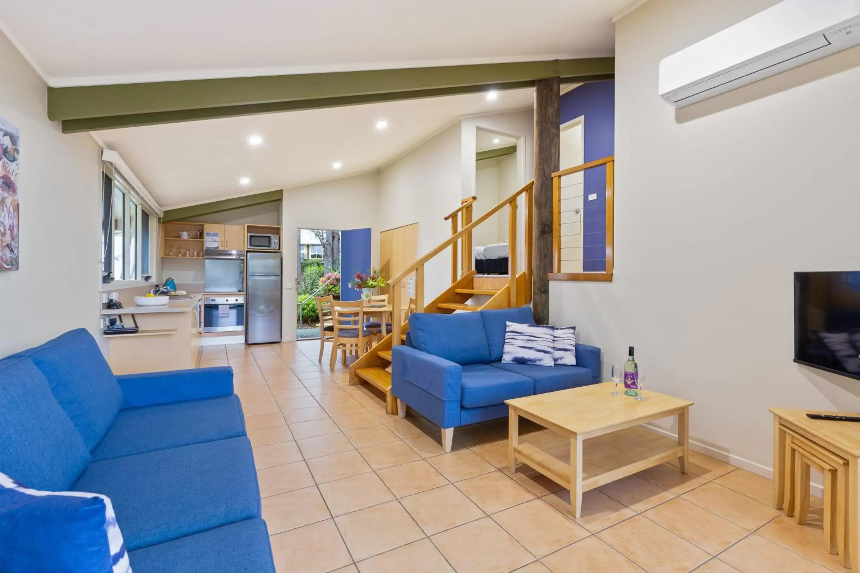 Seating Area in Tathra Beach House Holiday Apartments