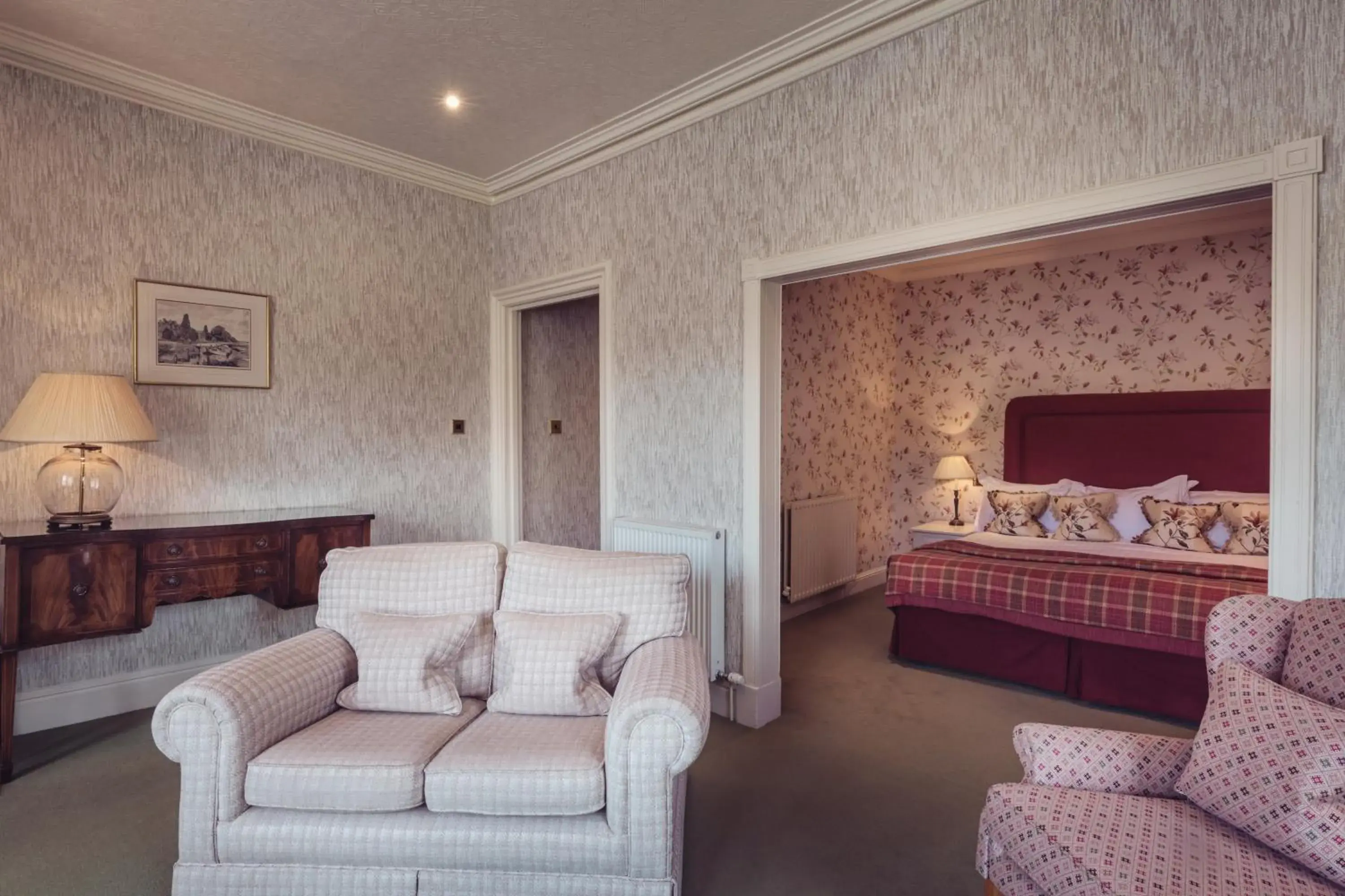 Bedroom, Seating Area in Lakeside Hotel and Spa