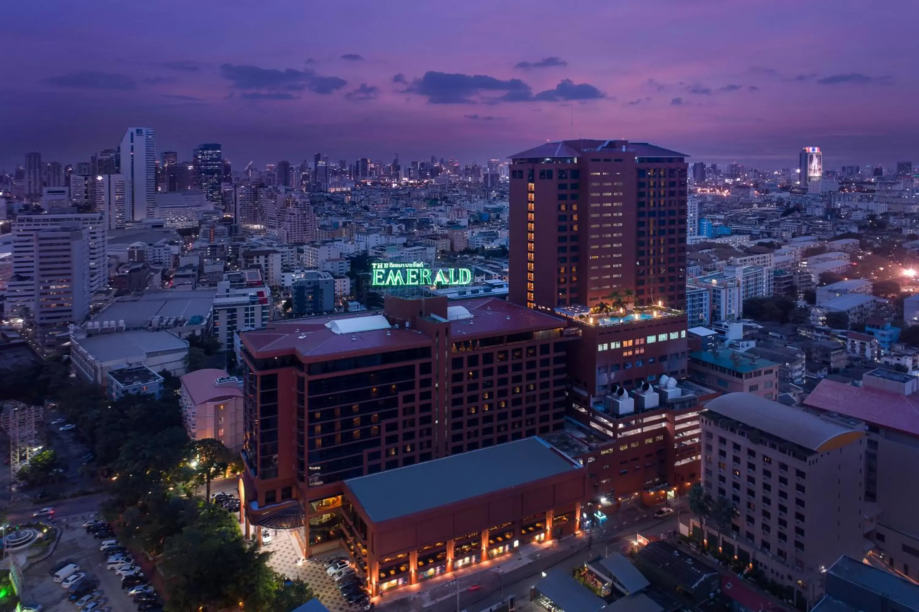 Night, Bird's-eye View in The Emerald Hotel - SHA Extra Plus