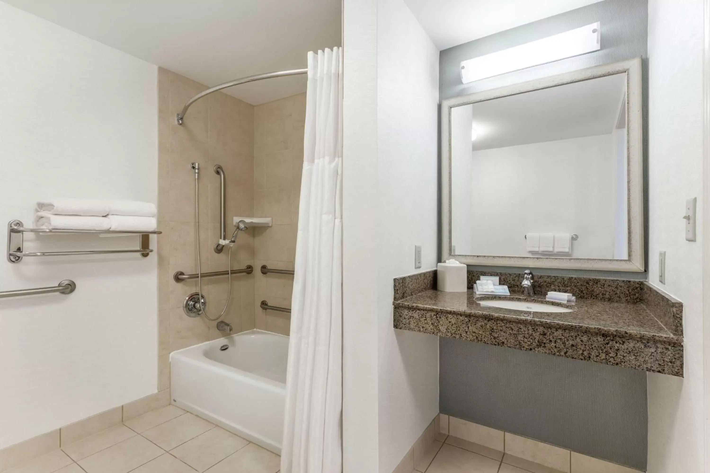 Bathroom in Hilton Garden Inn Albany-SUNY Area