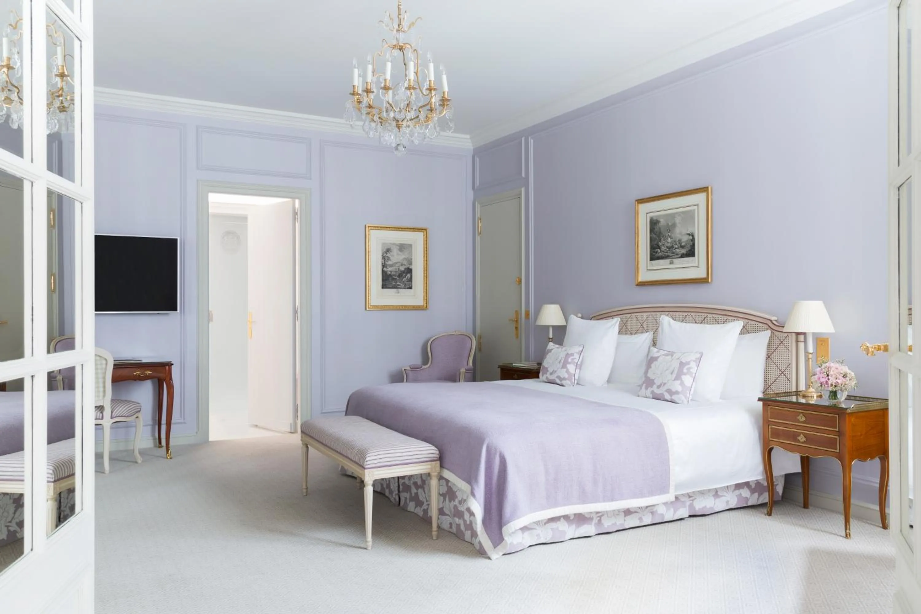 Bedroom, Bed in Le Bristol Paris, Oetker Hotels