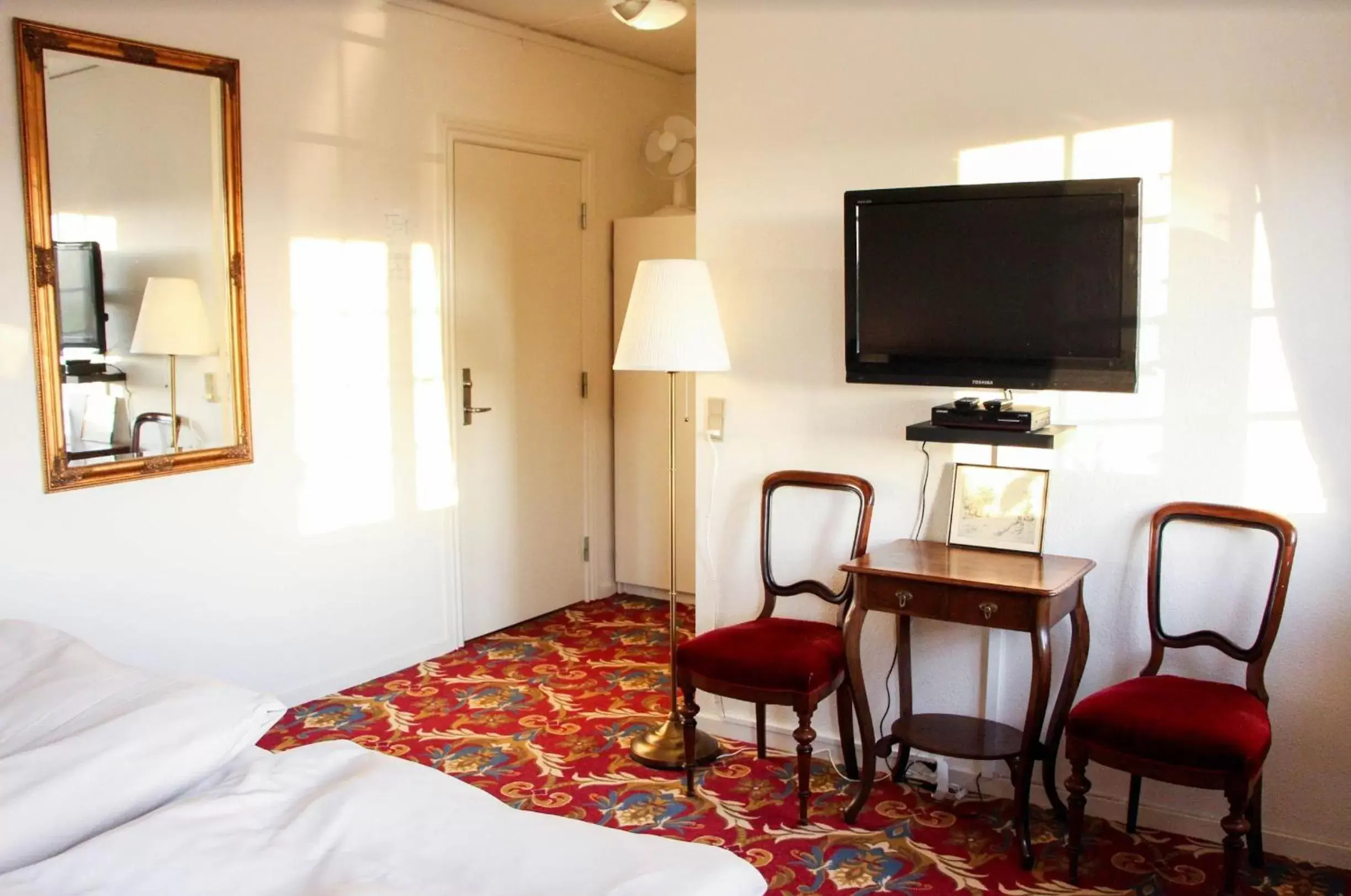 Double Room in Krebshuset / Kelz0rdk Double Room in Krebshuset / Kelz0rdk