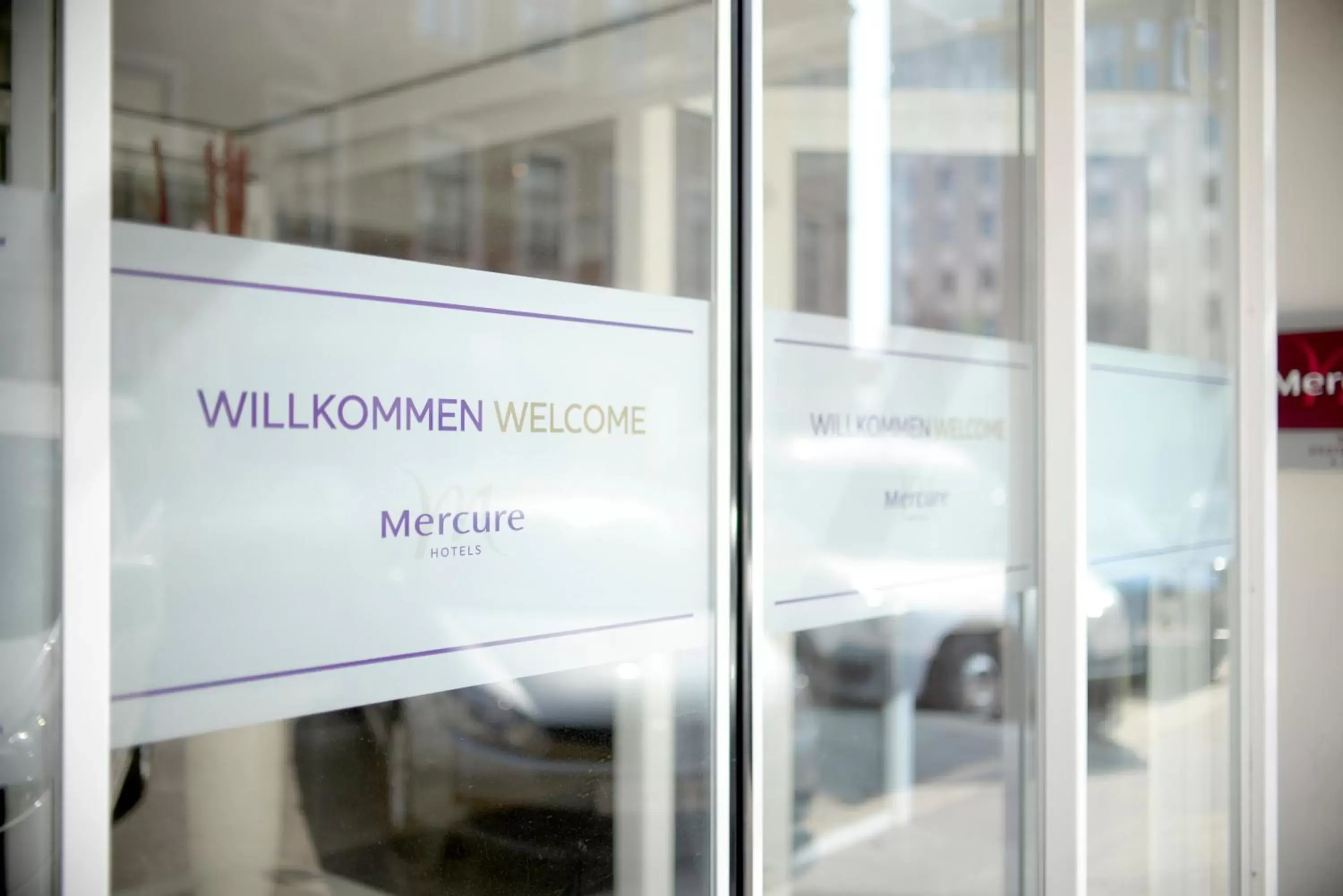 Facade/entrance in Hotel Mercure Wien Westbahnhof Facade/entrance in Hotel Mercure Wien Westbahnhof