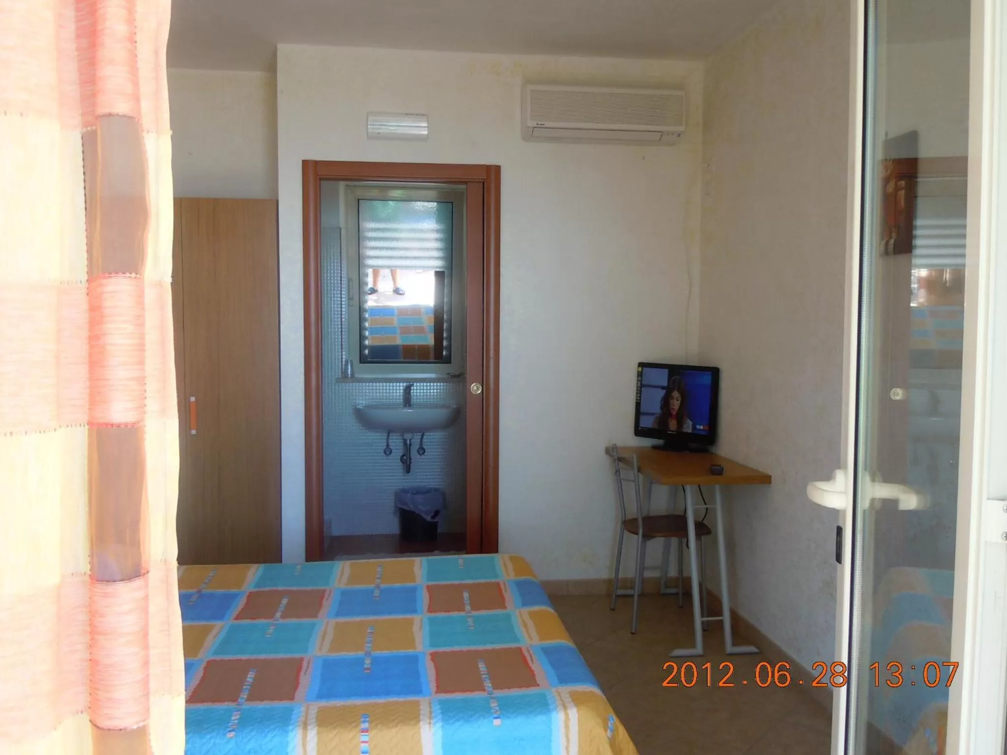 Decorative detail, TV/Entertainment Center in Pensione San Michele