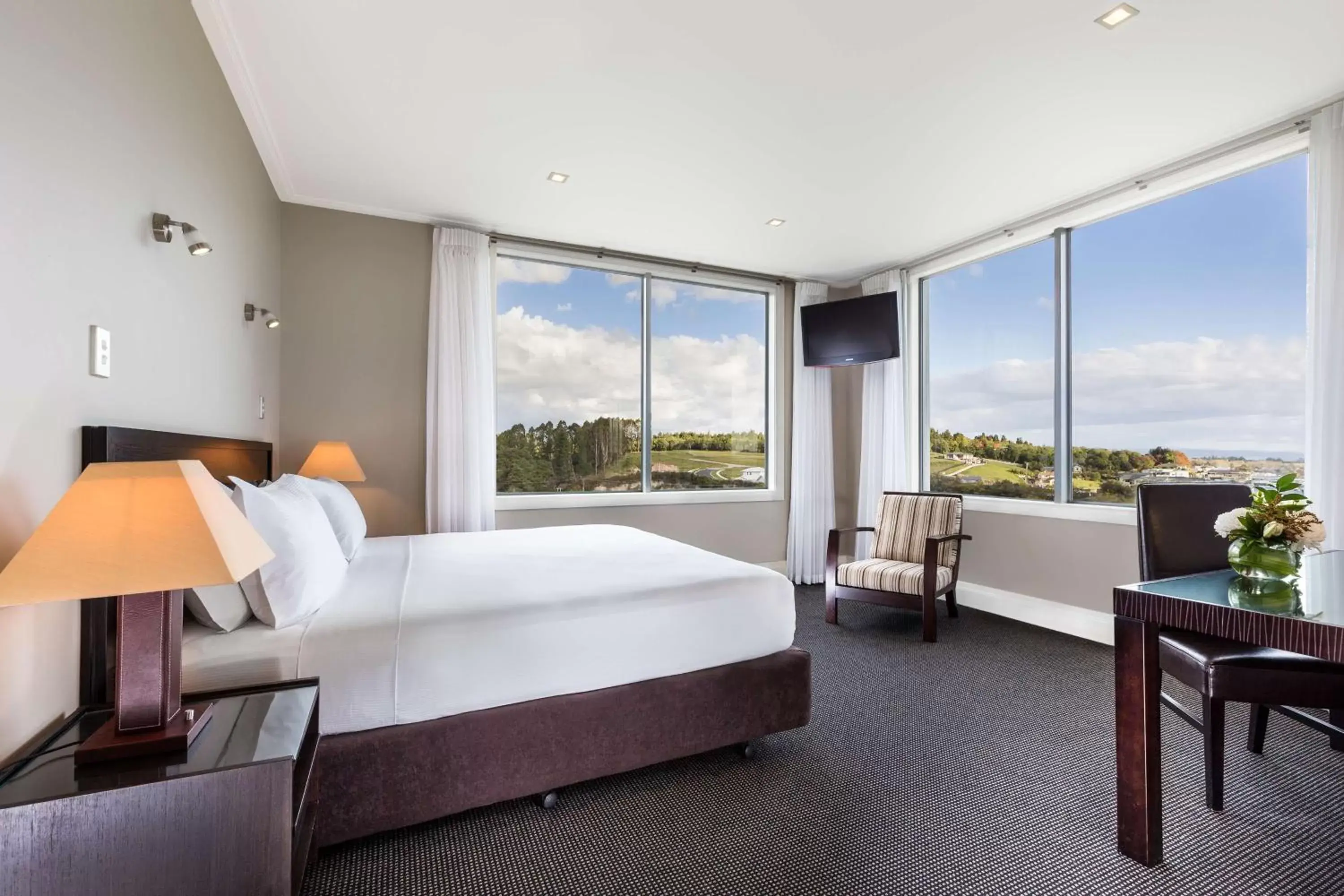 Bed in Hilton Lake Taupo