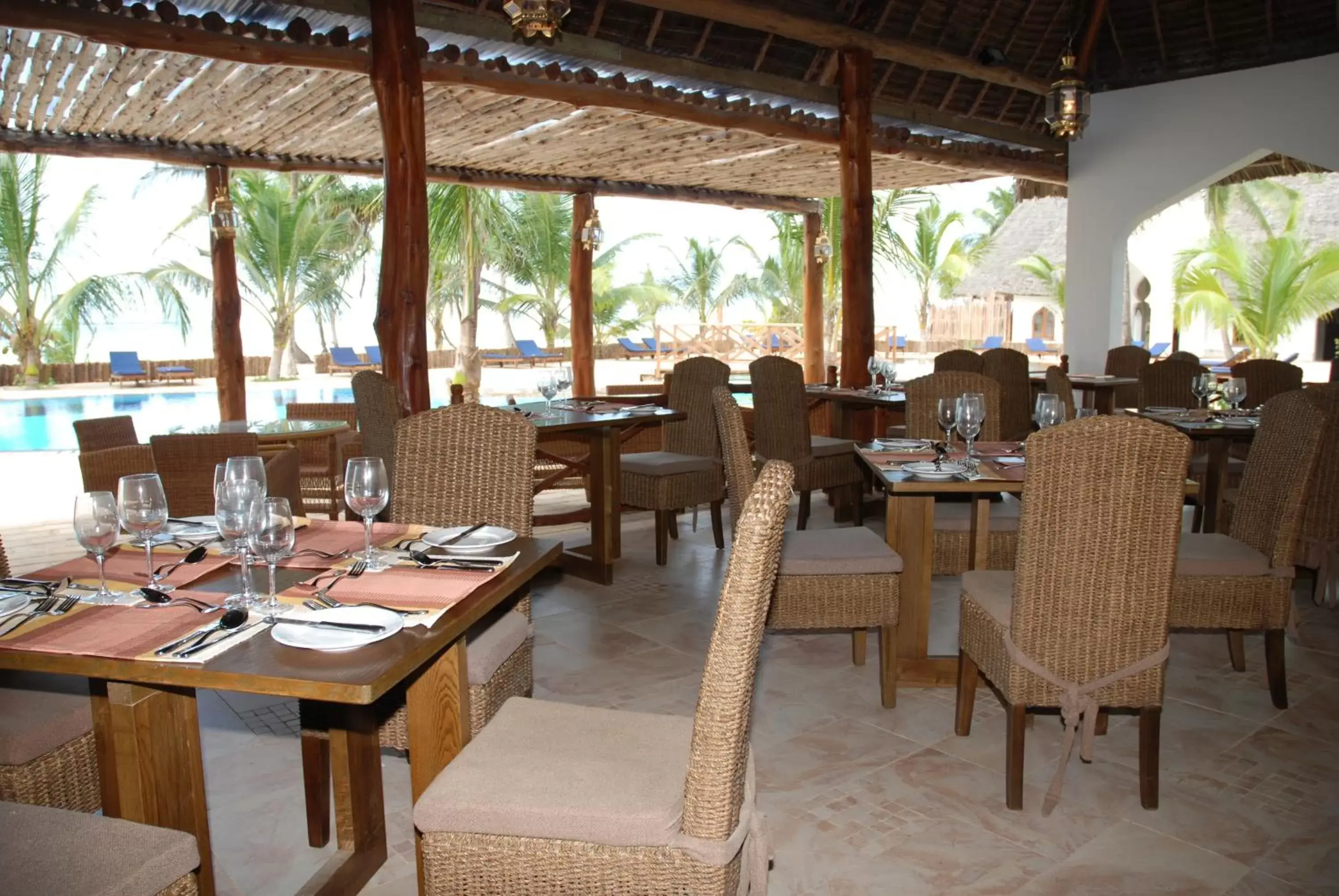 Restaurant/places to eat in Sultan Sands Island Resort & Spa Restaurant/places to eat in Sultan Sands Island Resort & Spa