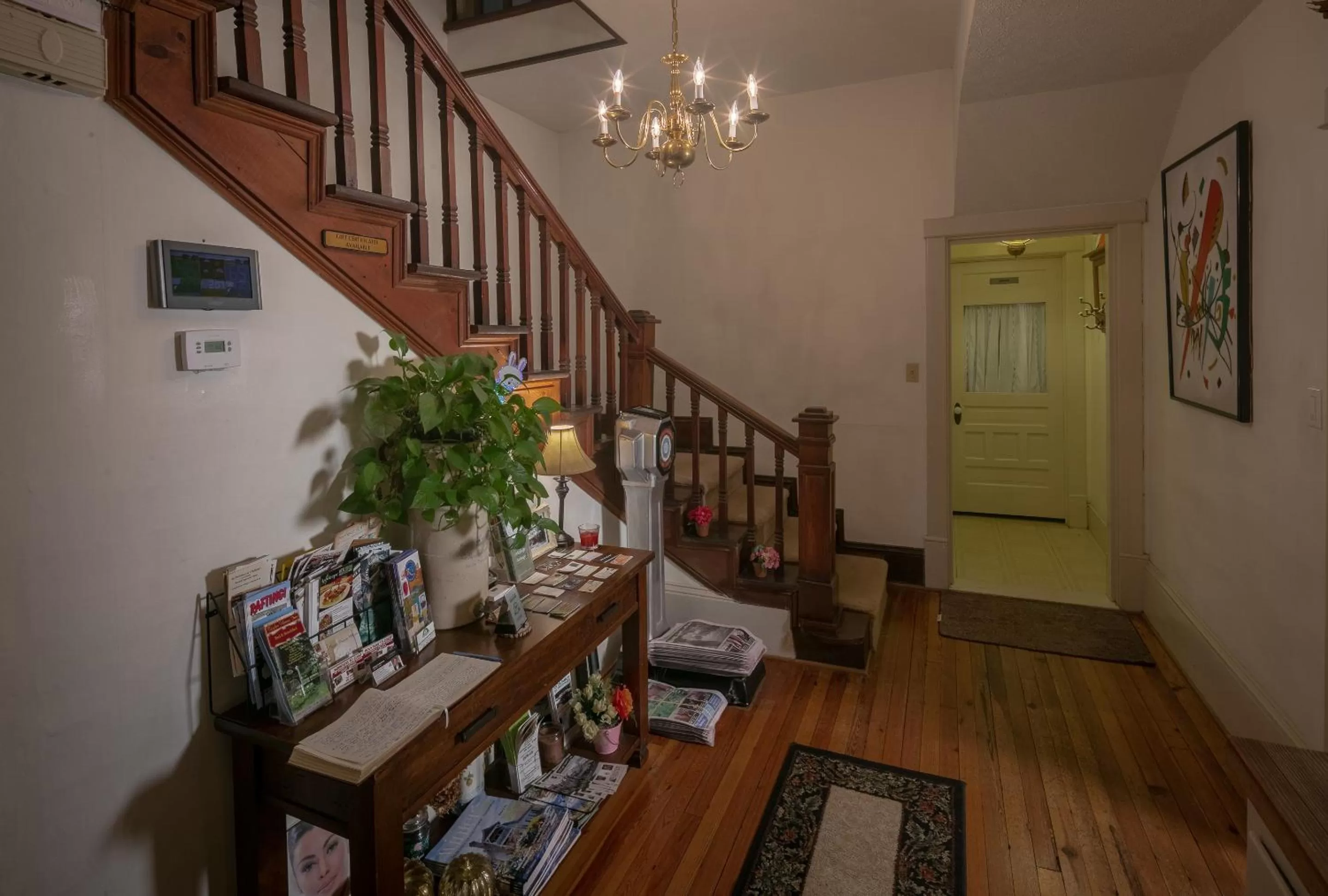 Lobby/Reception in Taylor House Inn