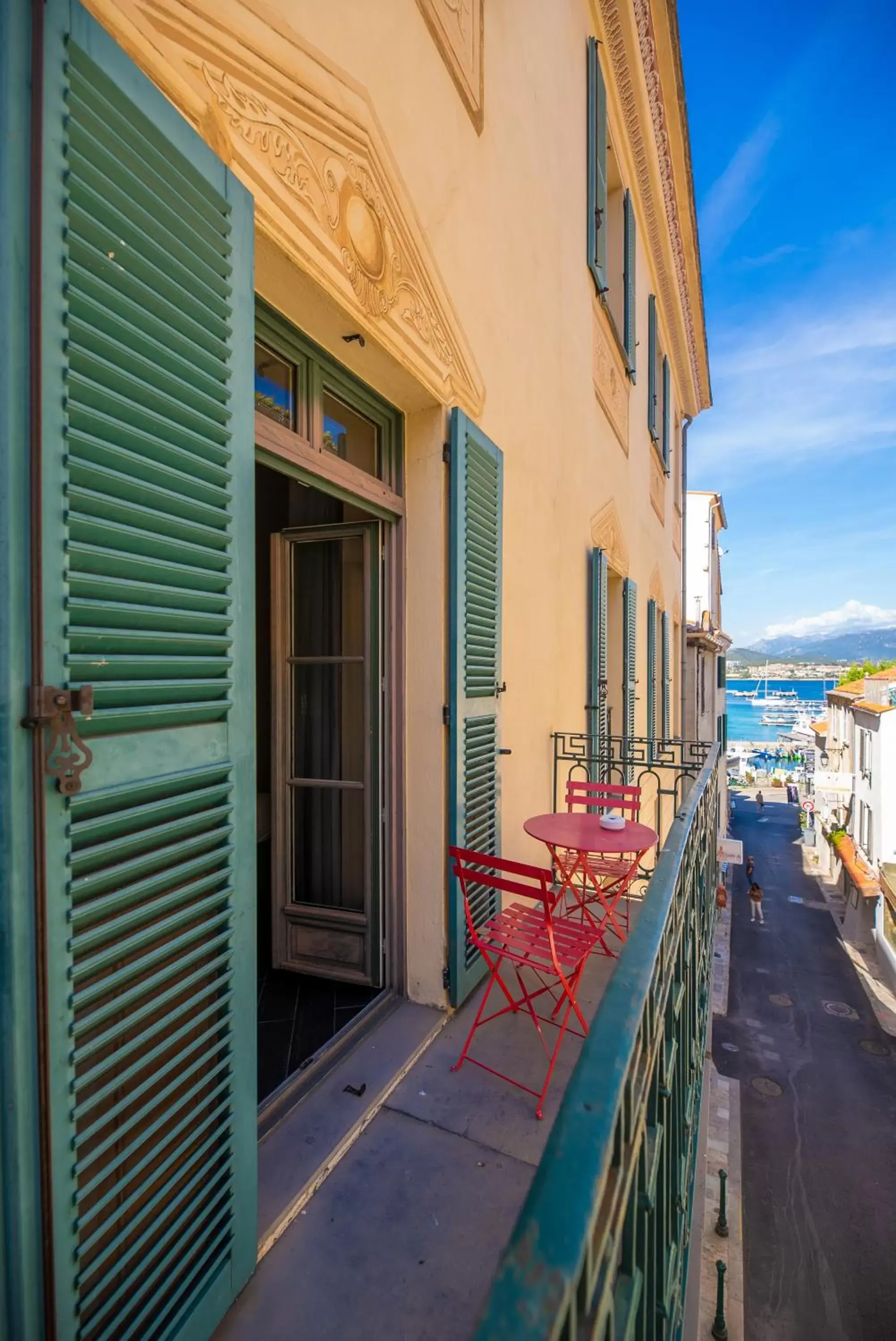 Balcony/Terrace in Hôtel Palazzu POZZO DI BORGO