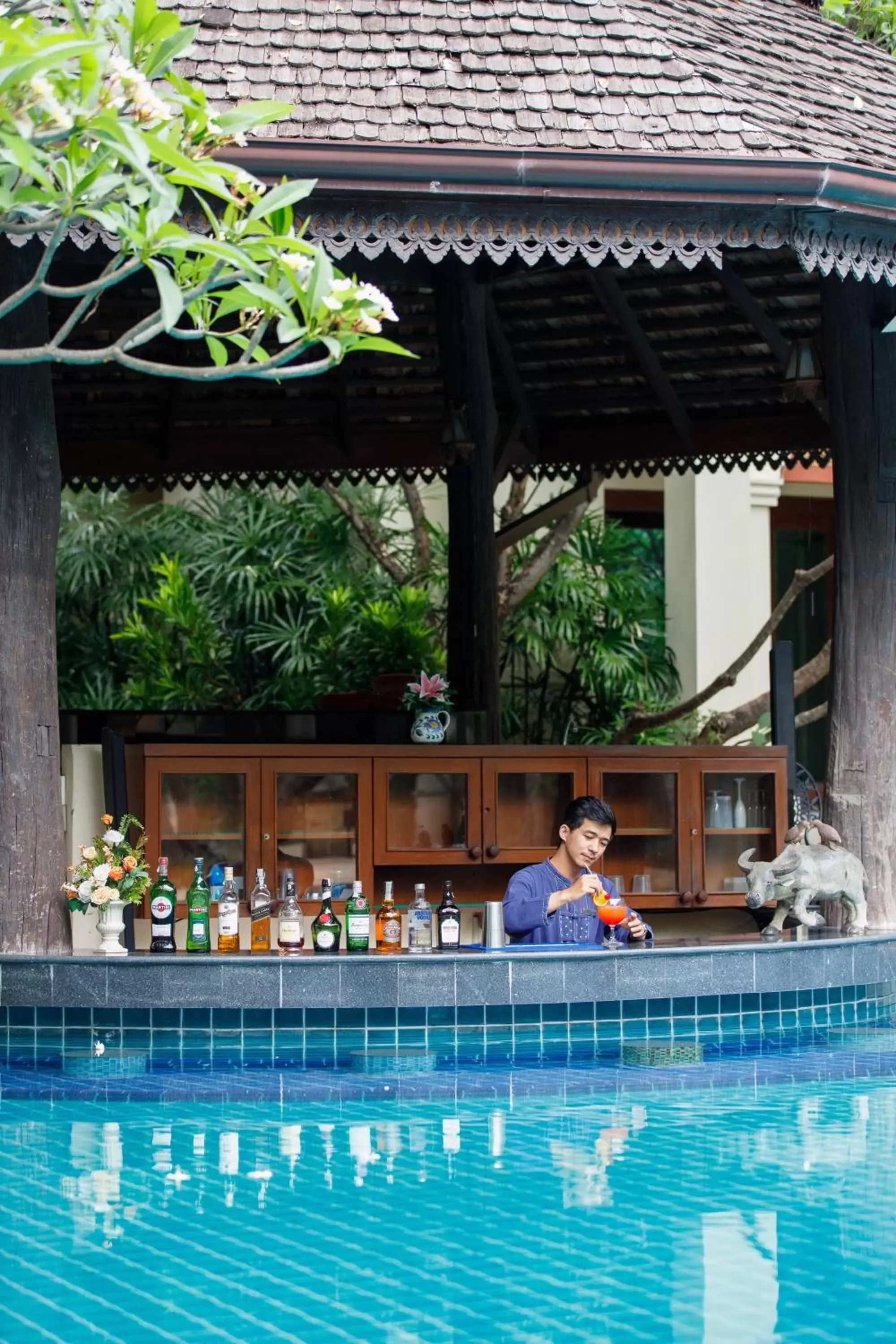 Lounge or bar, Swimming Pool in Centara Khum Phaya Resort & Spa, Centara Boutique Collection