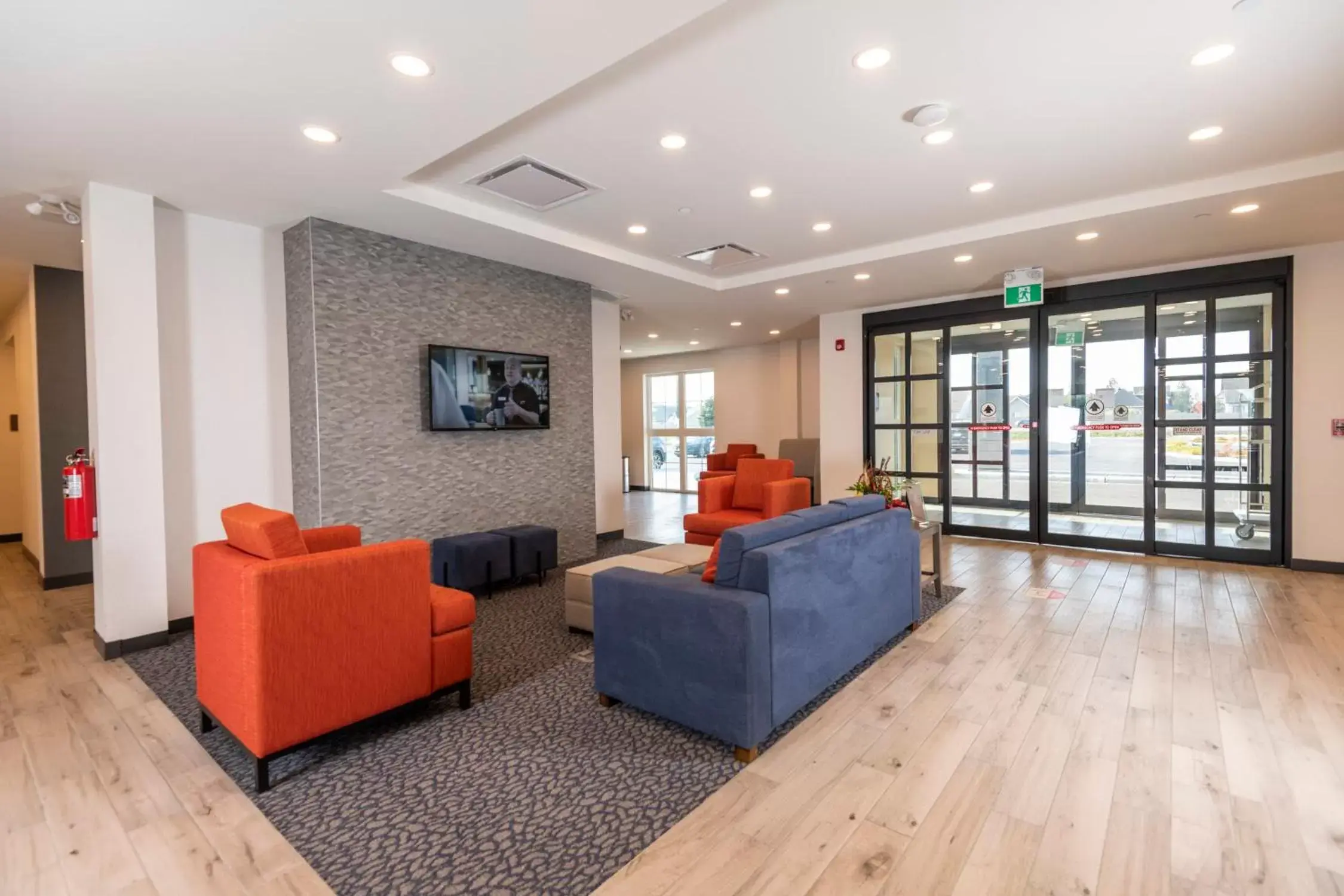 Seating Area in Comfort Inn & Suites