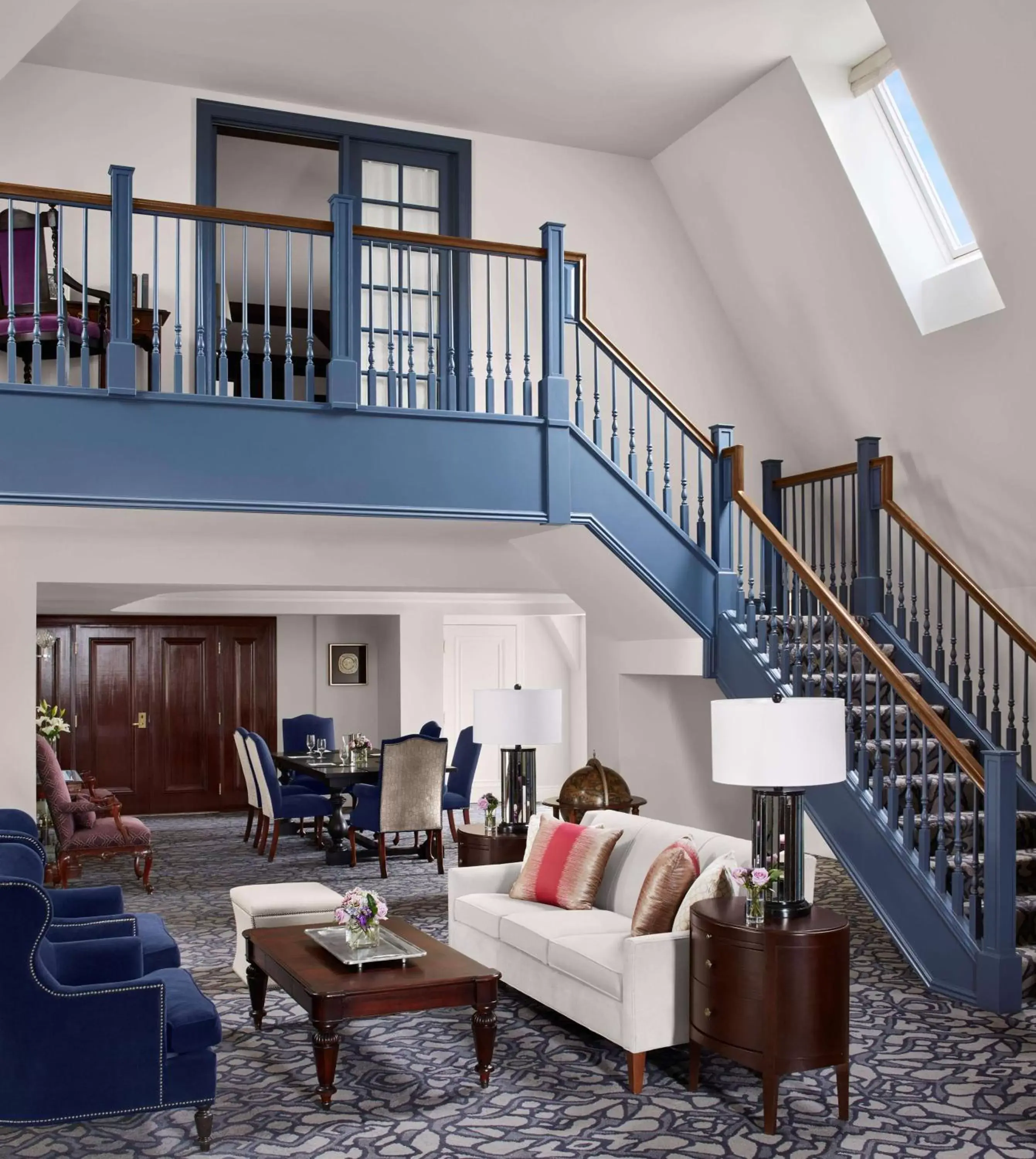 Bedroom, Seating Area in Fairmont Hotel Macdonald