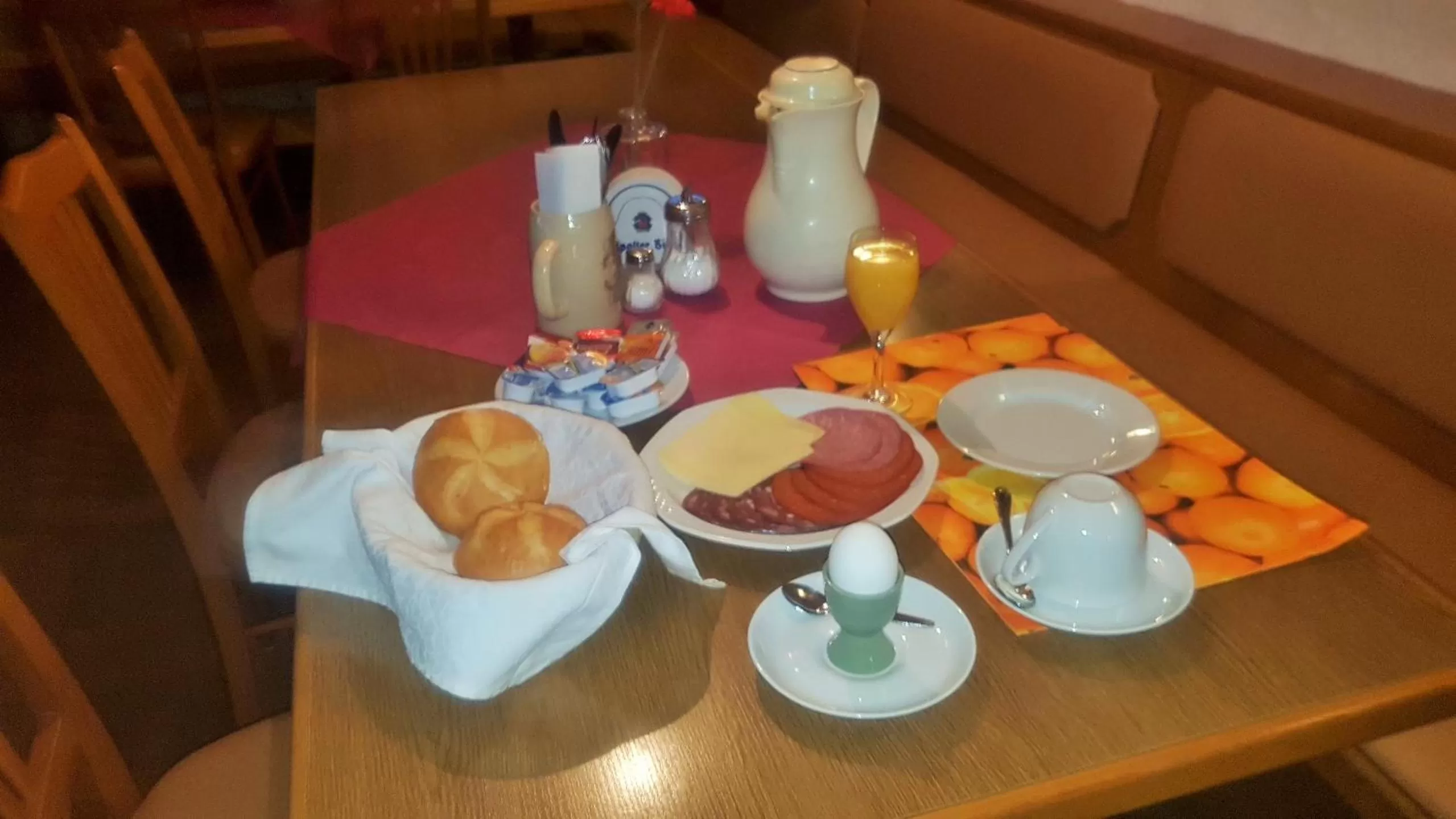 Food and drinks in Frankenstube-Winkelhaid