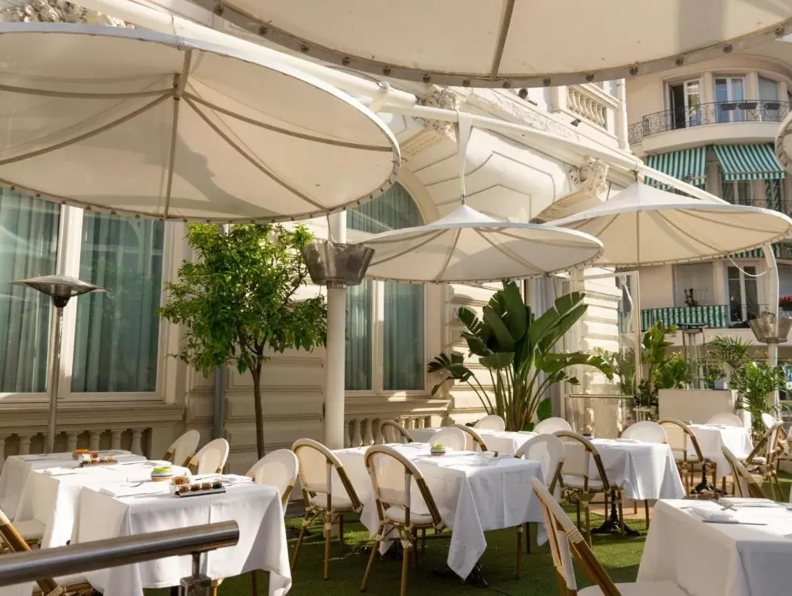 Balcony/Terrace, Restaurant/Places to Eat in Boscolo Lyon Hotel & Spa