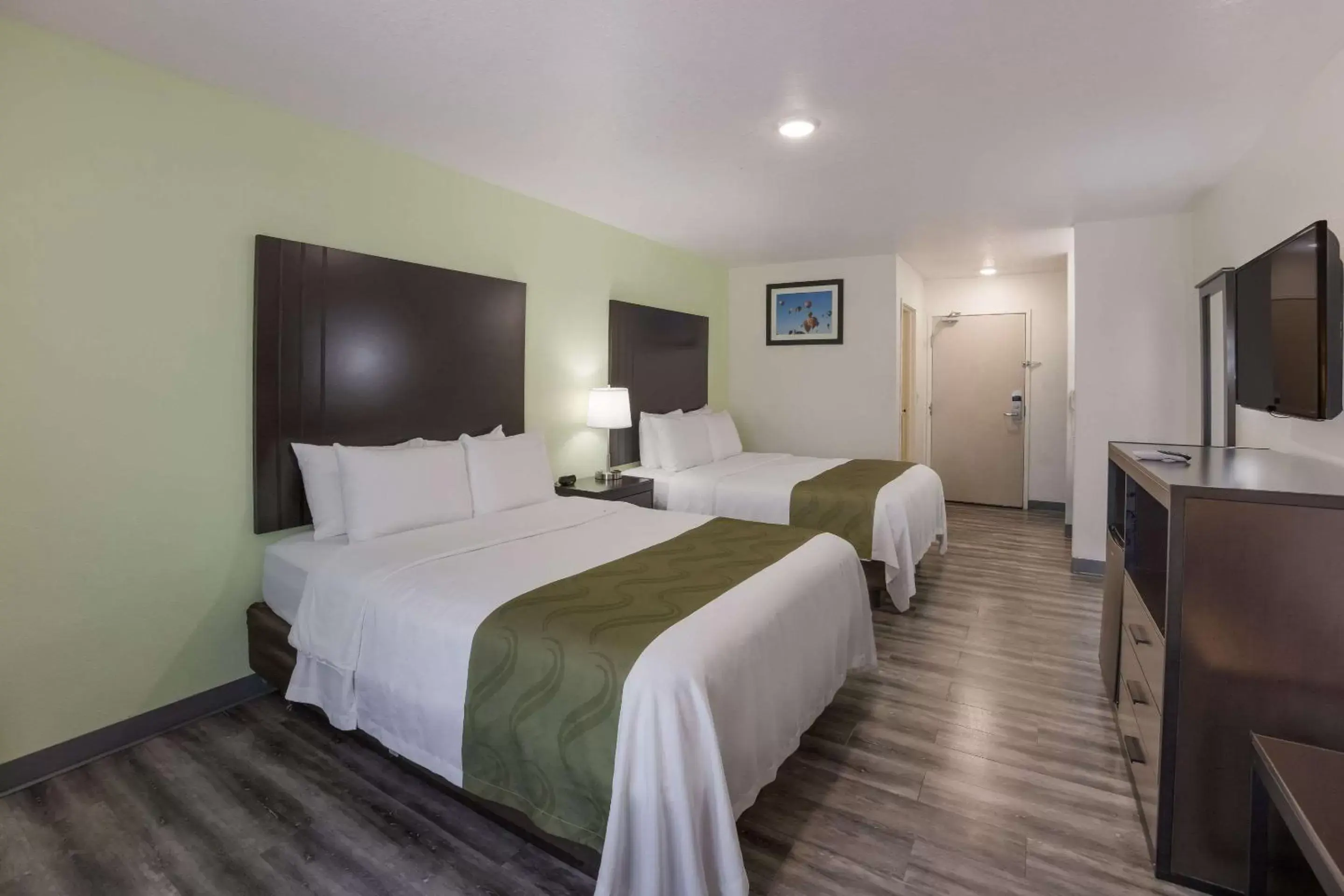 Bedroom, Bed in Quality Inn & Suites Clayton, NM Bedroom, Bed in Quality Inn & Suites Clayton, NM