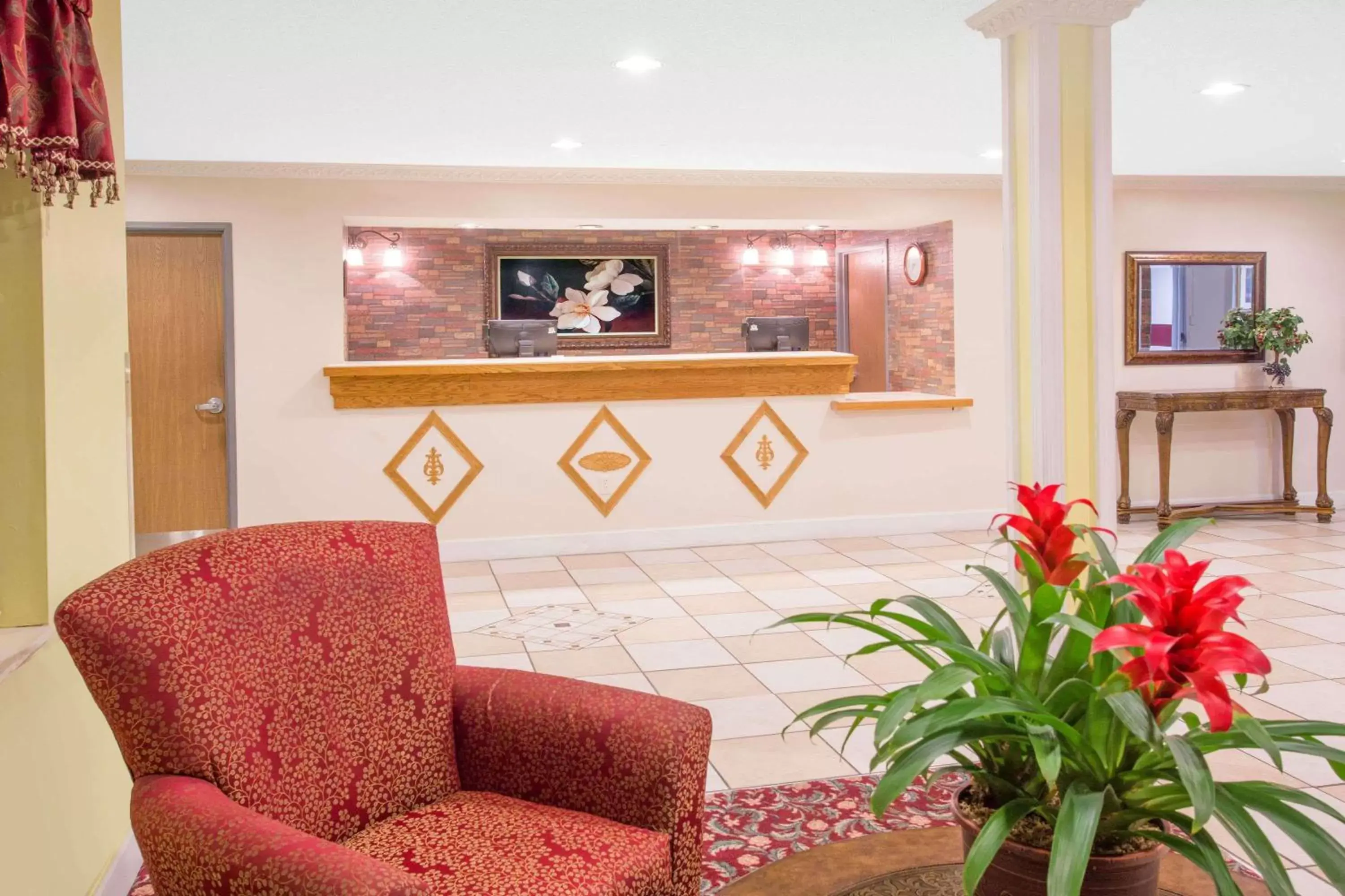 Lobby or reception, Lobby/Reception in Days Inn by Wyndham Lake Village