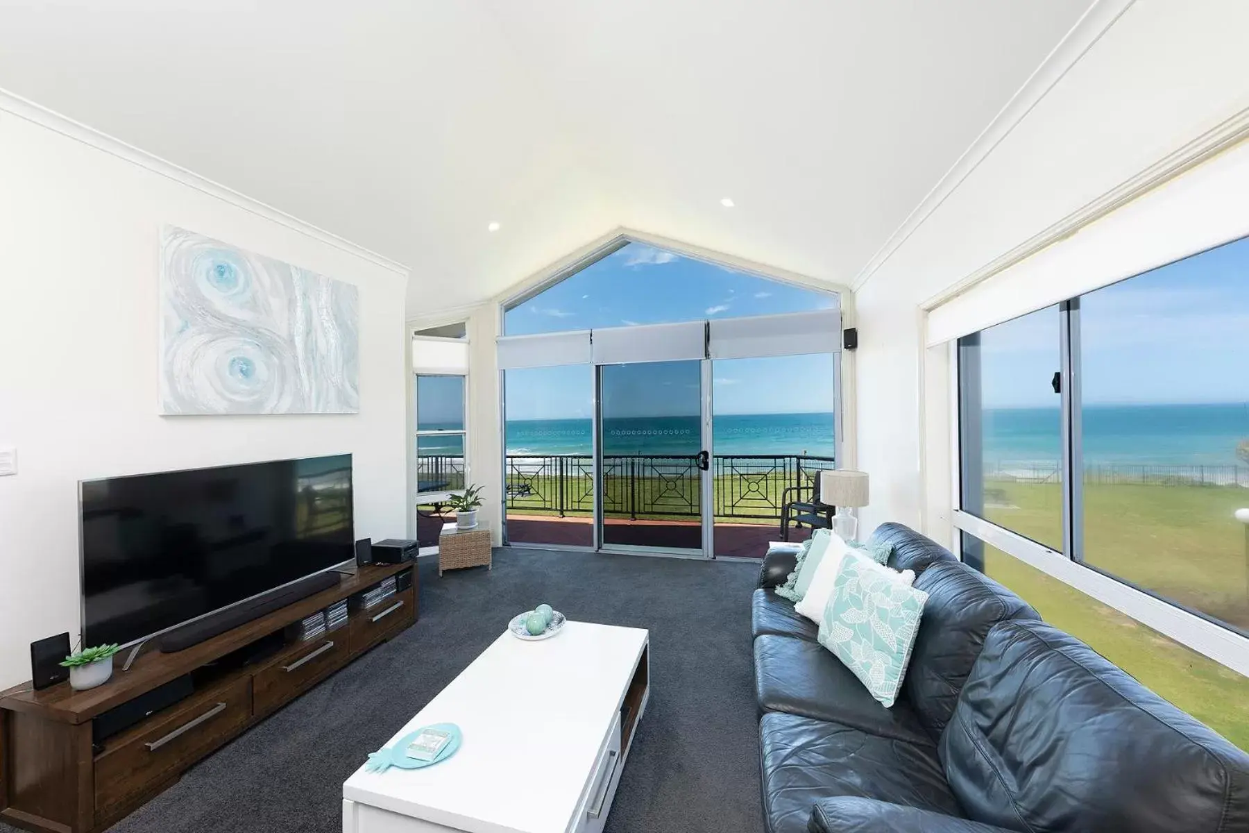 View (from property/room), Seating Area in Meridian Beachside Apartments