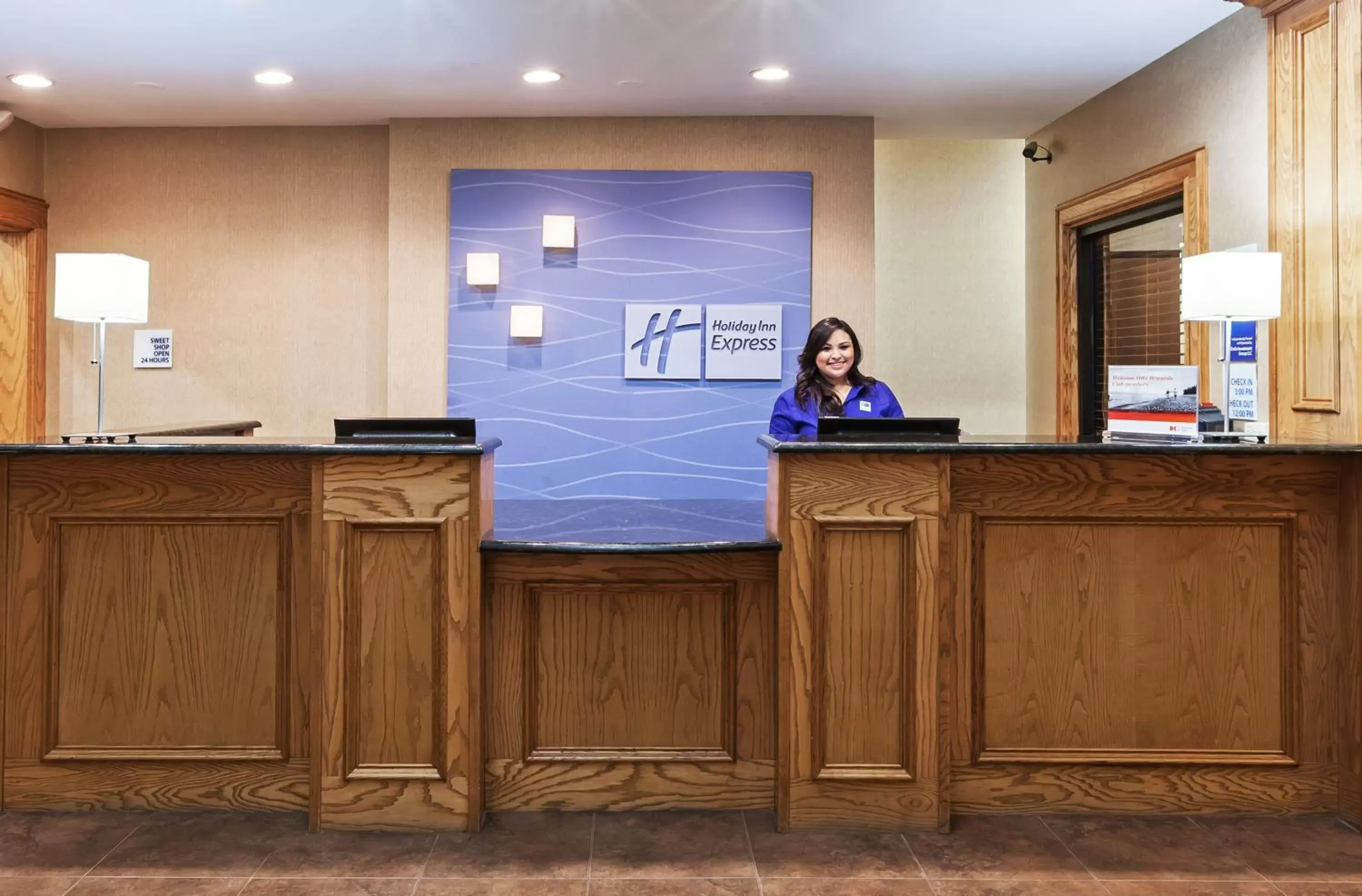 Lobby or reception in Holiday Inn Express & Suites, Corpus Christi NW, Calallen by IHG Lobby or reception in Holiday Inn Express & Suites, Corpus Christi NW, Calallen by IHG
