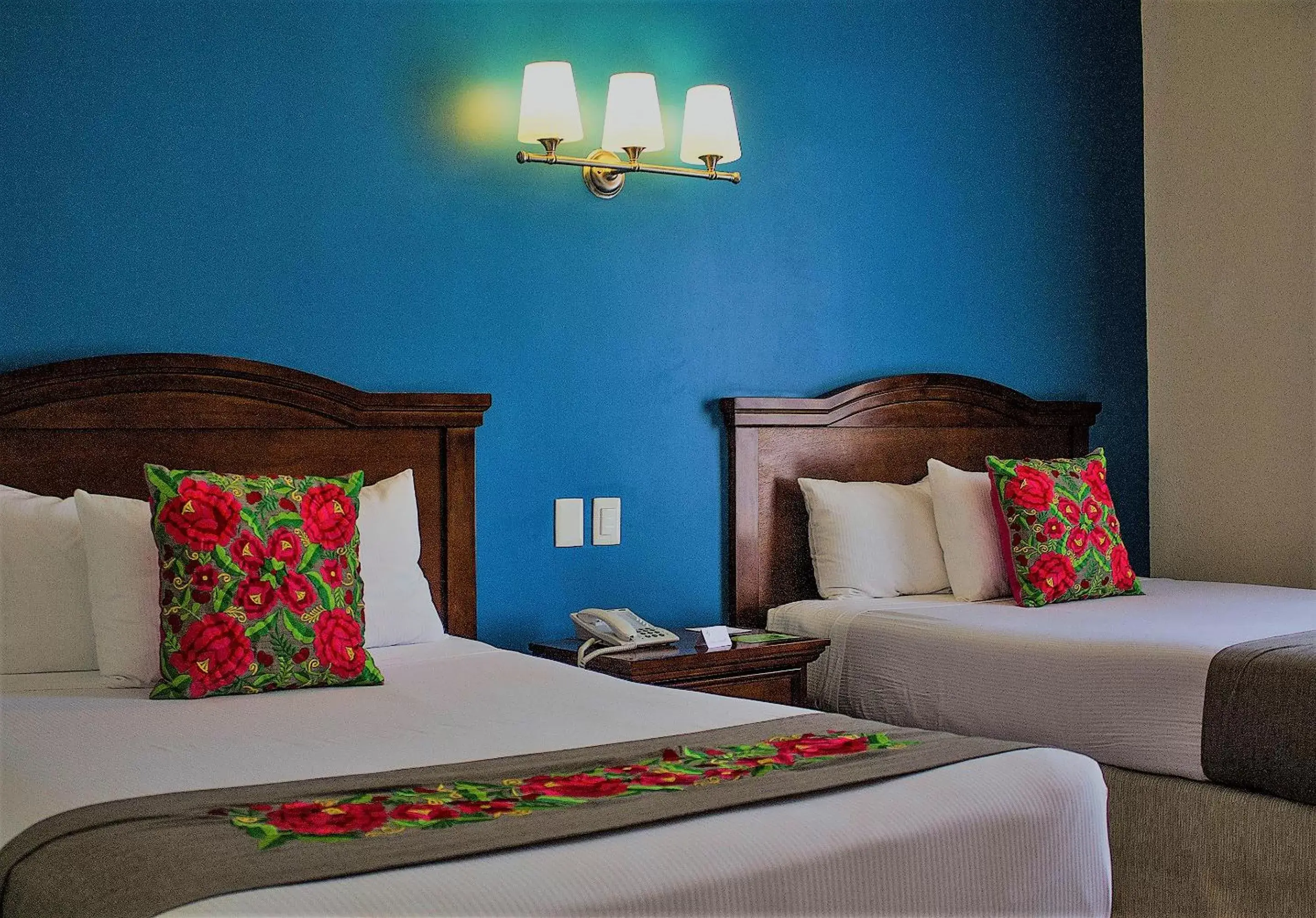 Photo of the whole room, Bed in Hotel Plaza Campeche