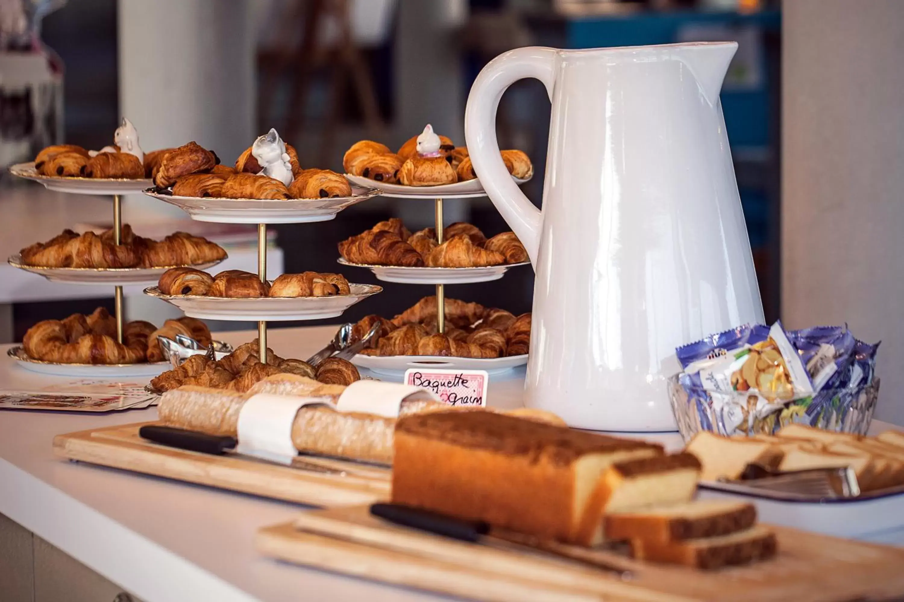 Buffet breakfast in ibis Styles Genève Carouge