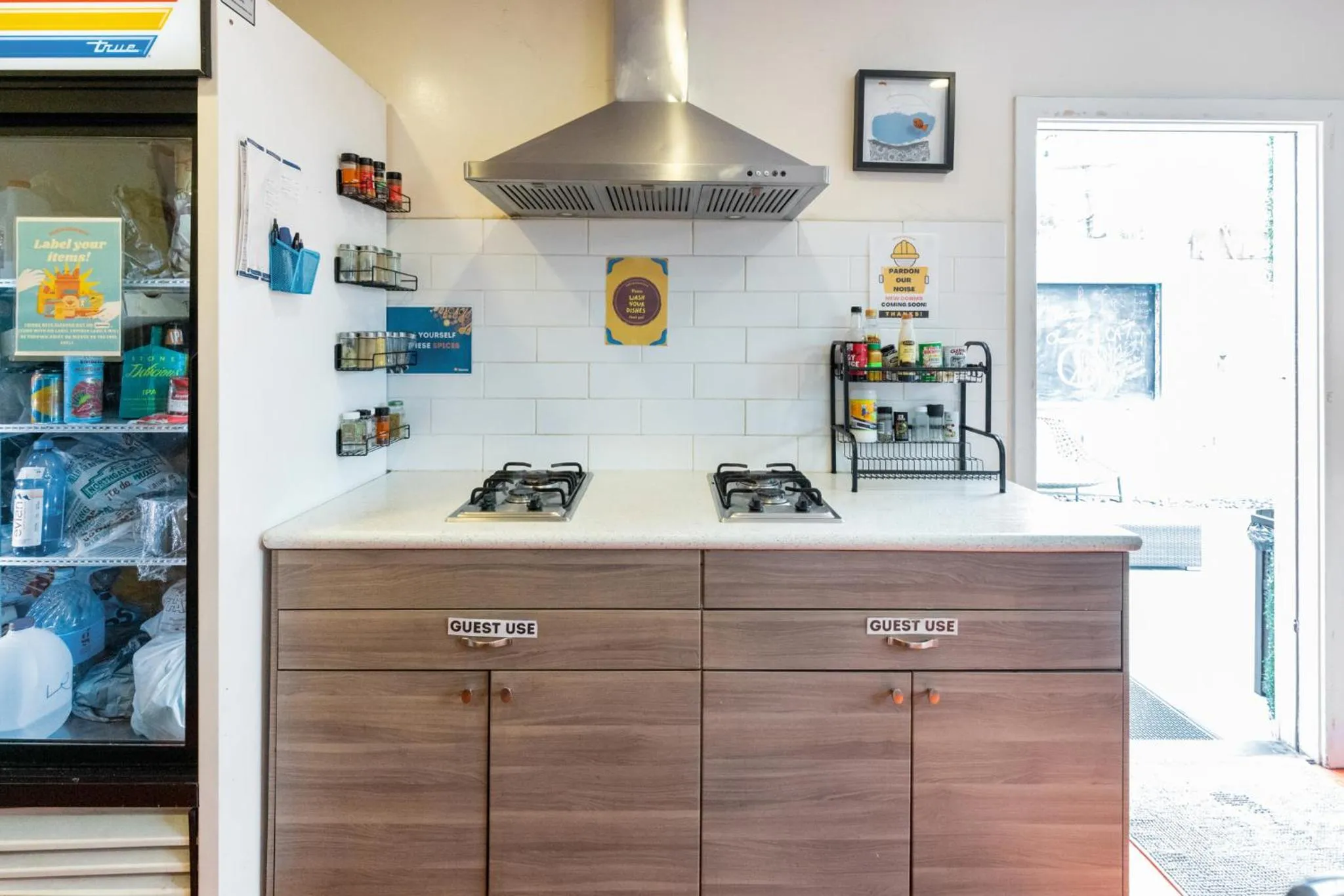 Kitchen or kitchenette in Samesun Ocean Beach Hotel & Hostel