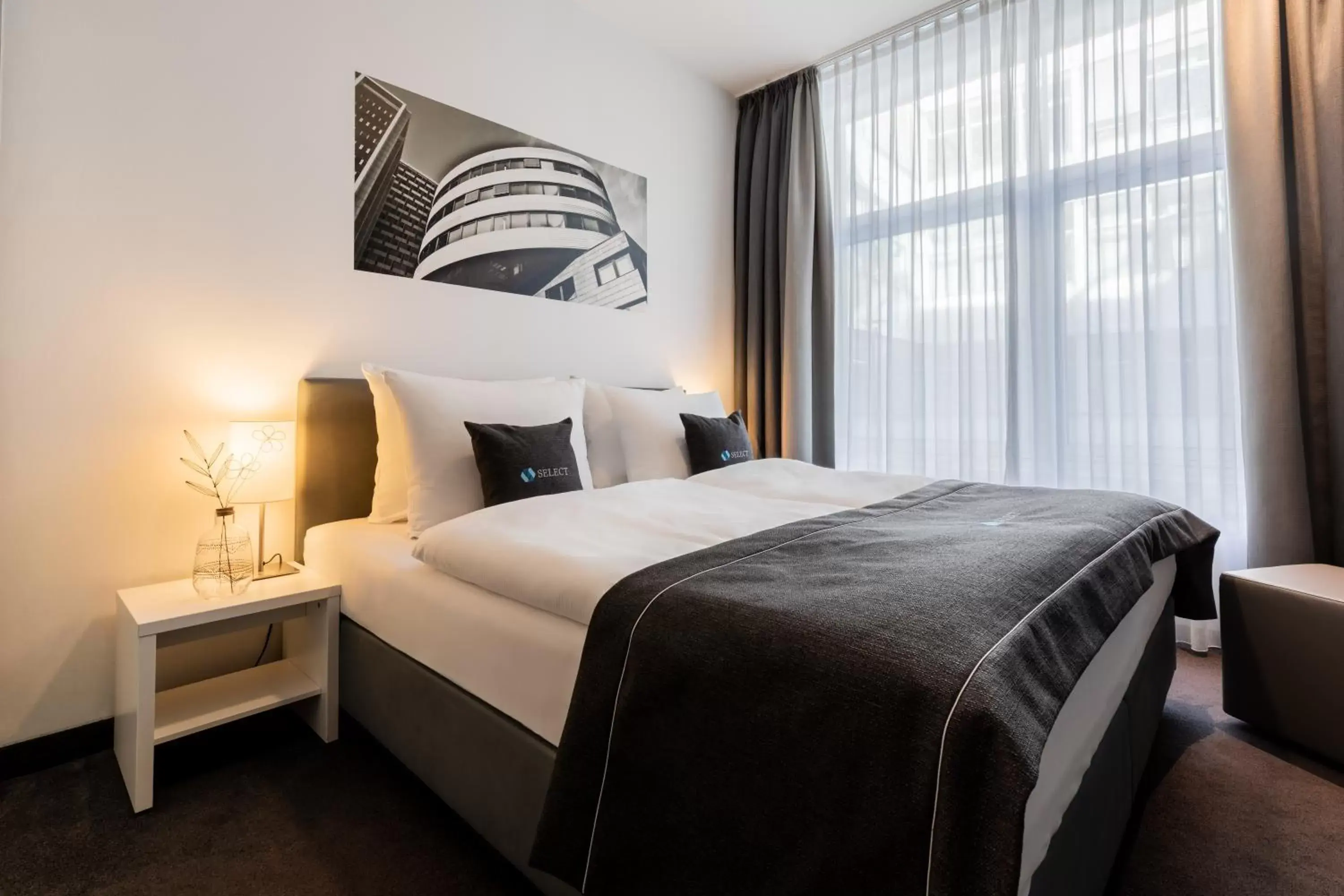 Bed in Select Hotel Berlin Gendarmenmarkt