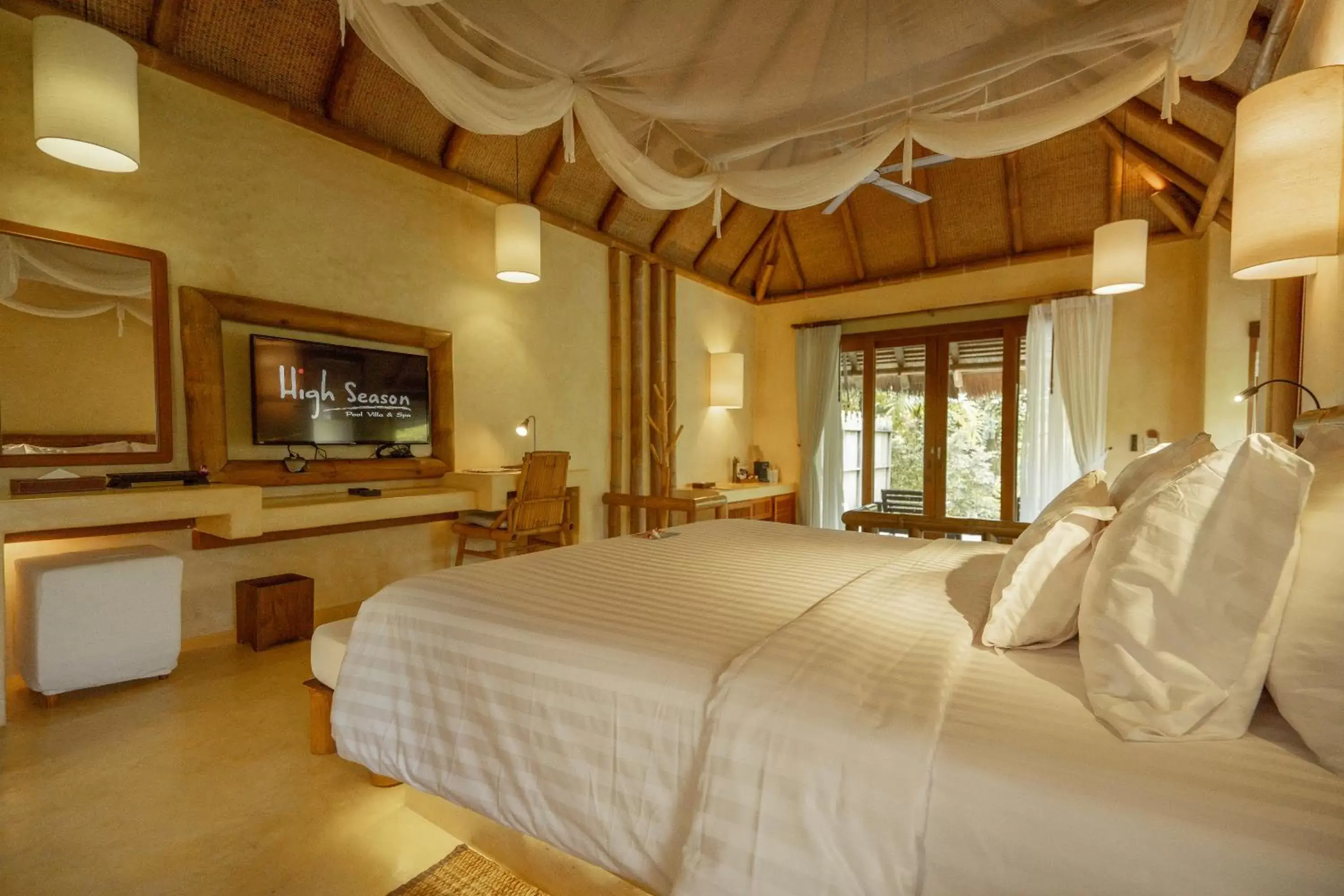 Bedroom, Bed in High Season Pool Villa & Spa