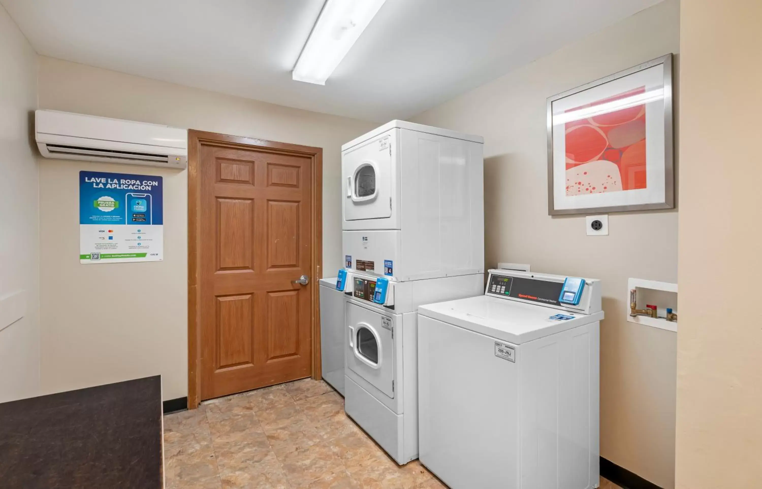 laundry, Kitchen/Kitchenette in Extended Stay America Suites - Virginia Beach