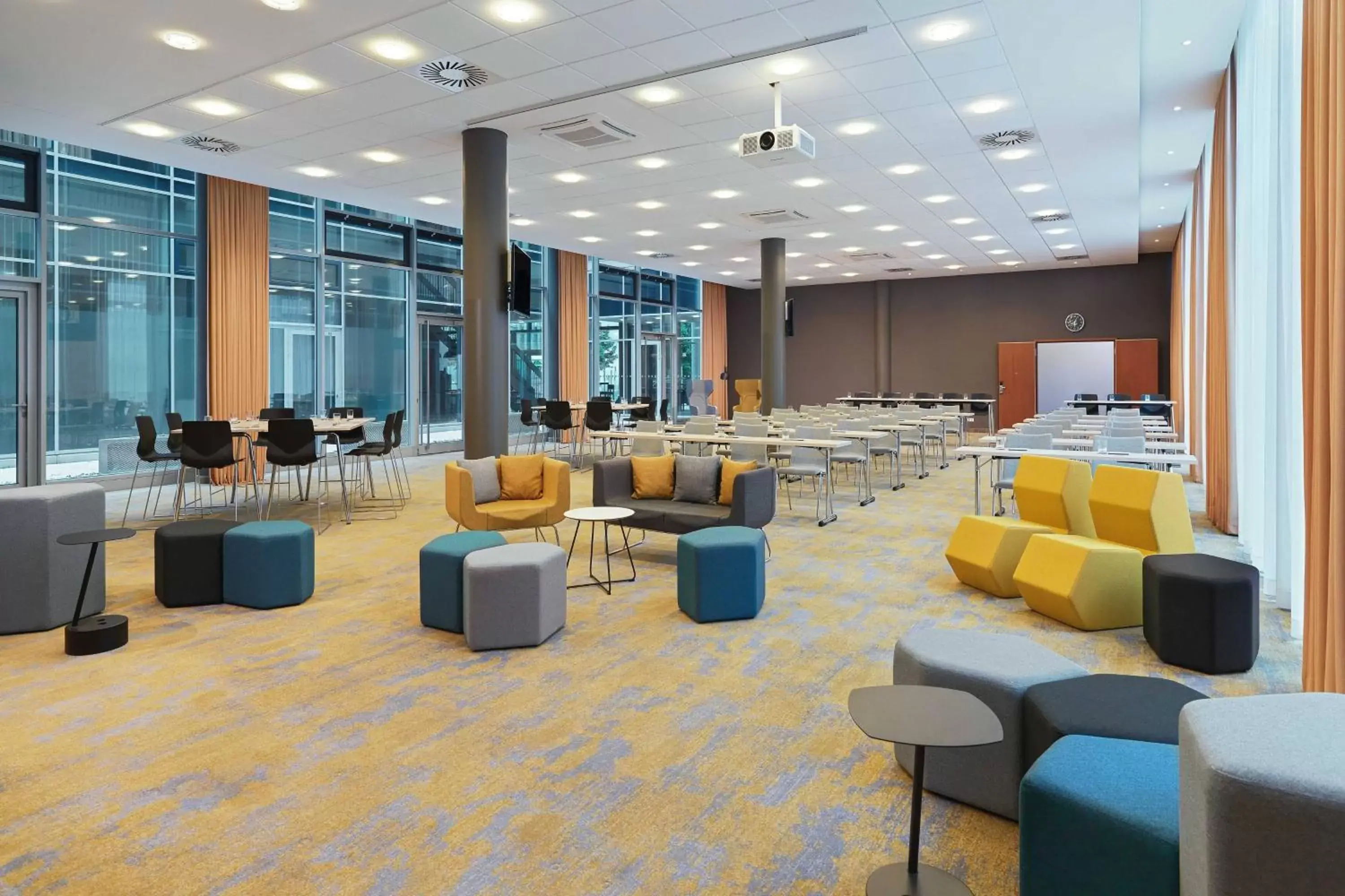 Meeting/conference room in Courtyard by Marriott Berlin City Center