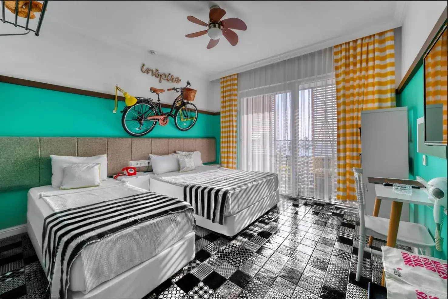 TV and multimedia, Bed in Anjeliq Downtown Boutique Hotel TV and multimedia, Bed in Anjeliq Downtown Boutique Hotel