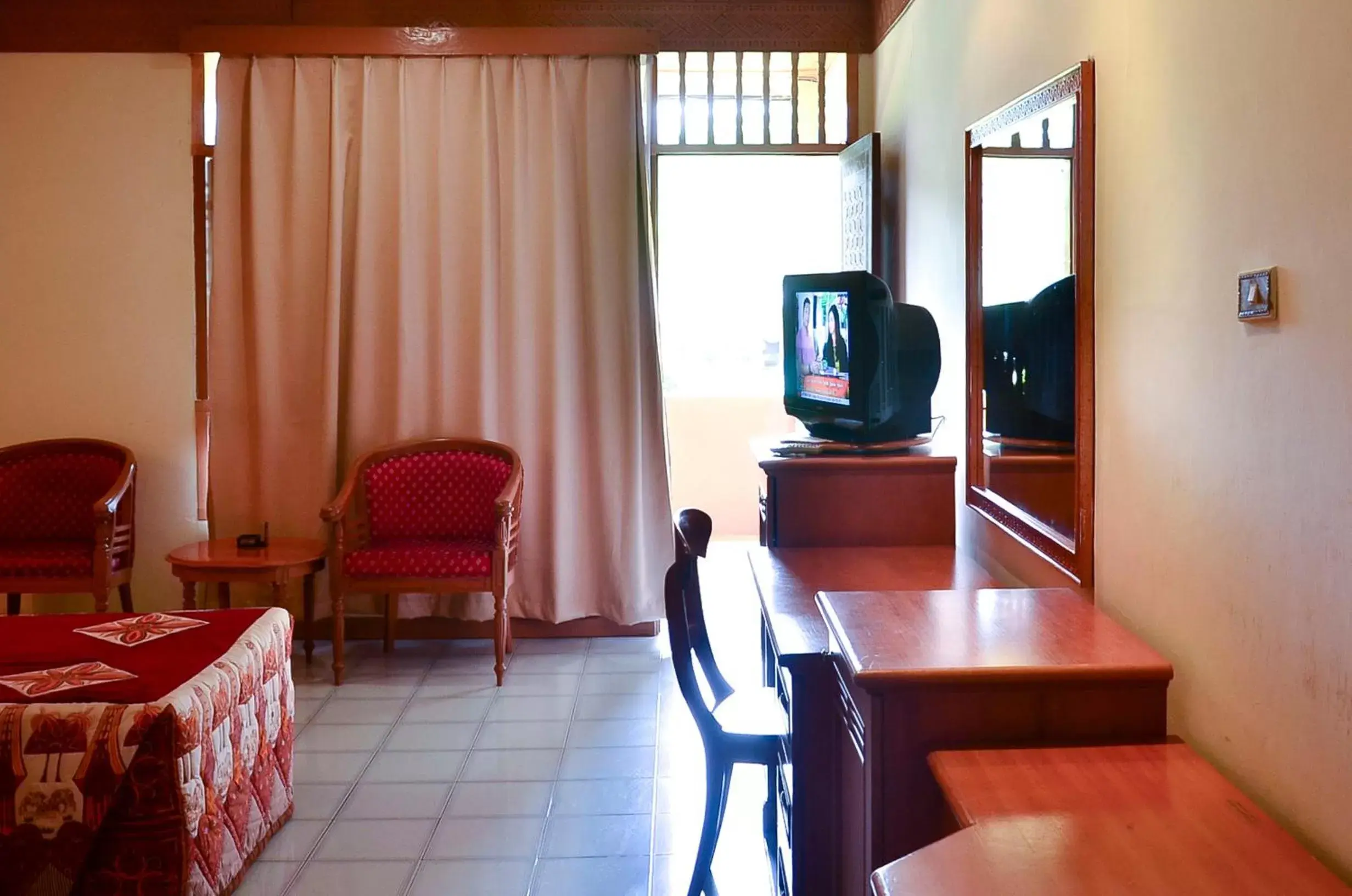 TV/Entertainment Center in Toraja Misiliana Hotel