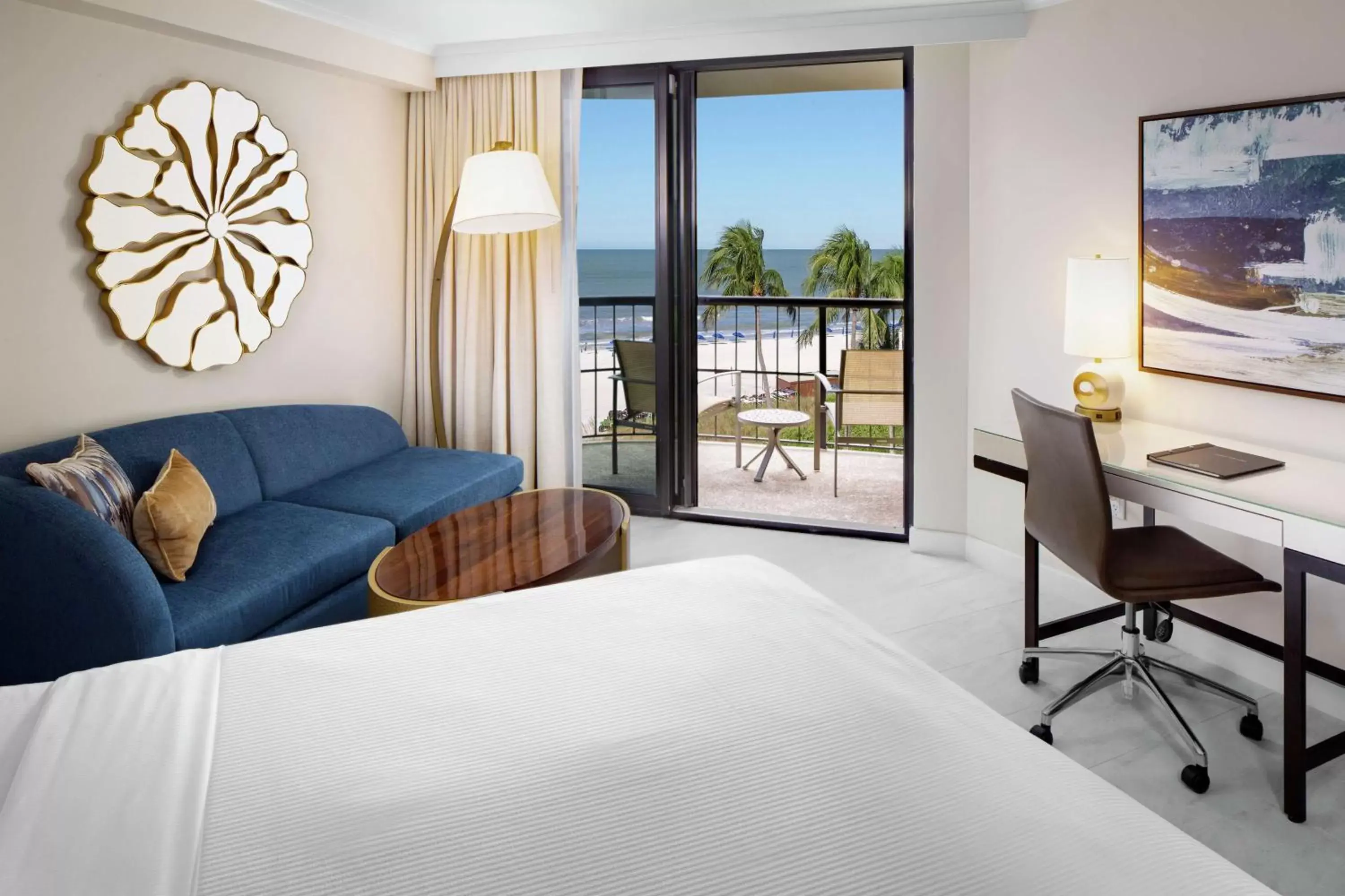 Bedroom in Hilton Marco Island Beach Resort and Spa