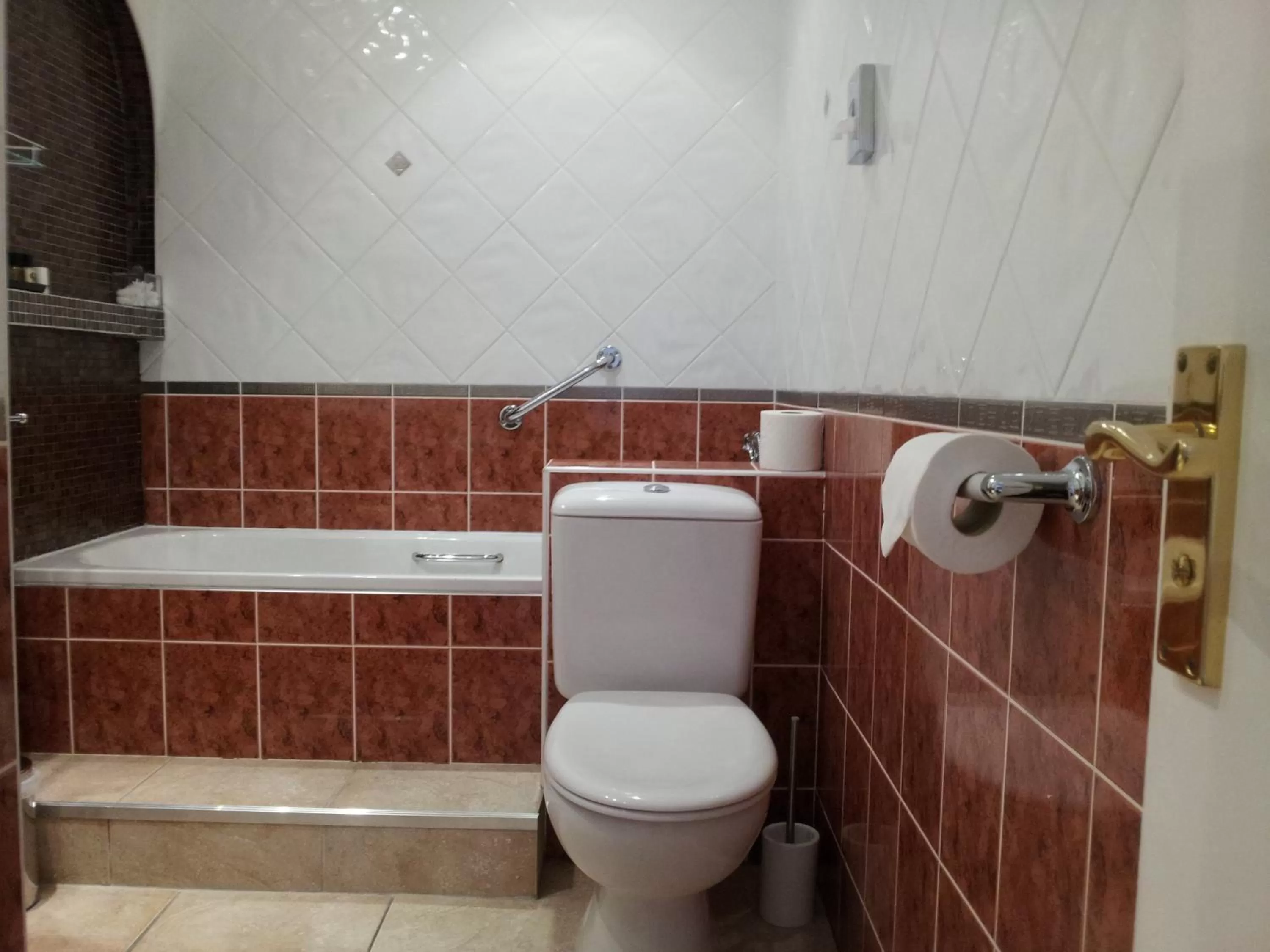 Bathroom in Carlton Court