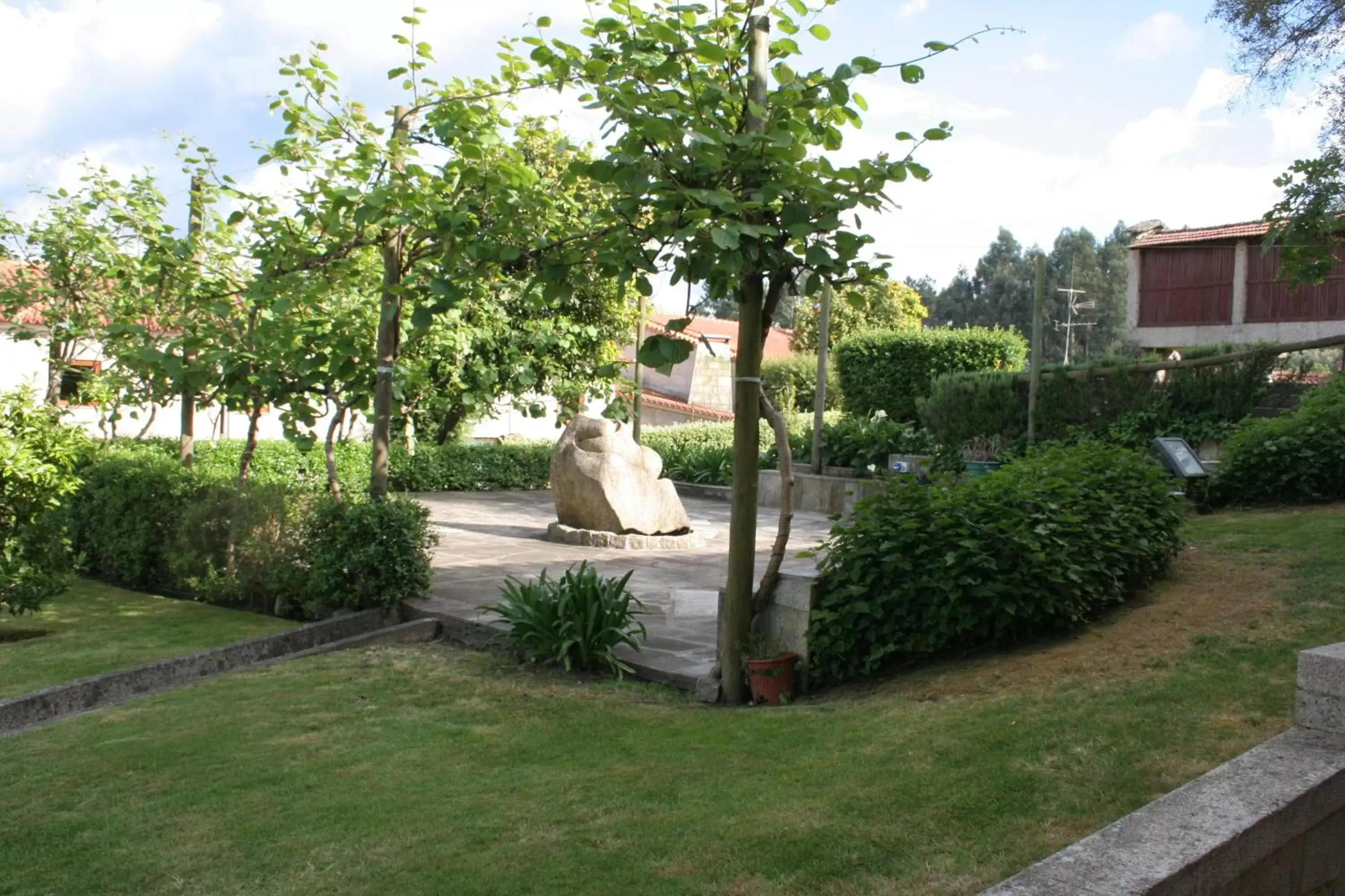 Garden in Hotel Rural de Charme Maria da Fonte