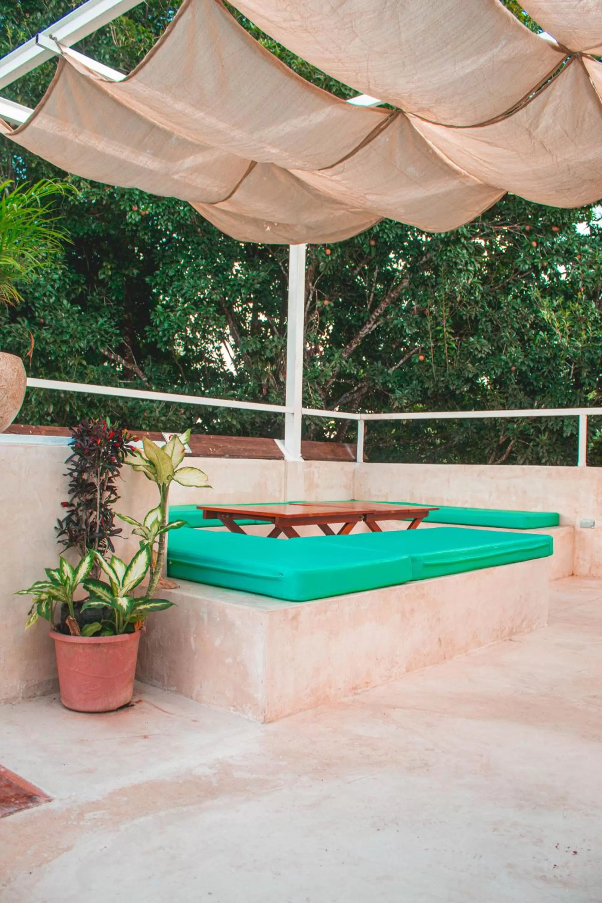 Balcony/Terrace, Swimming Pool in Azul 36 Hotel