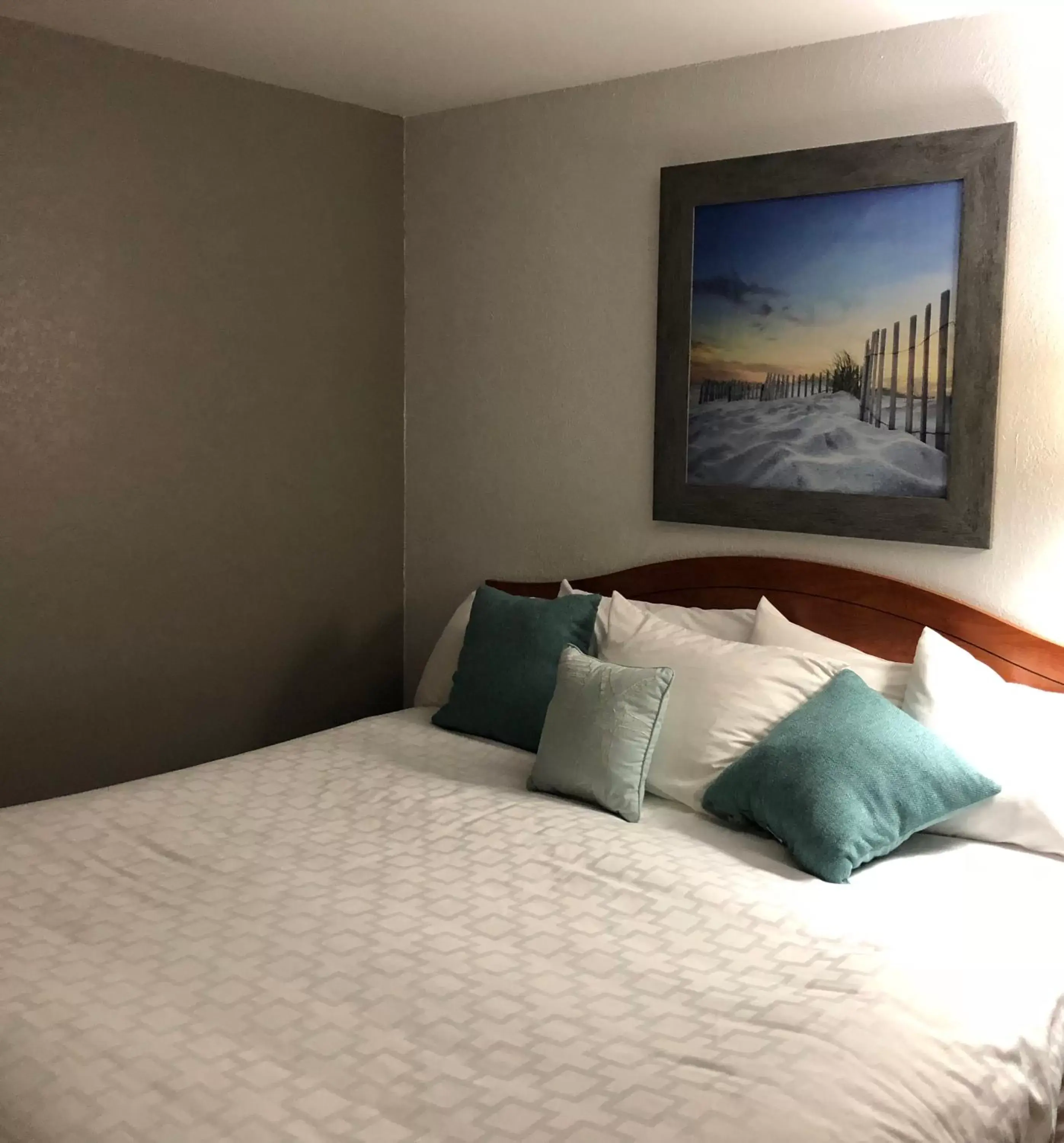 Bed in Ramada by Wyndham Helena