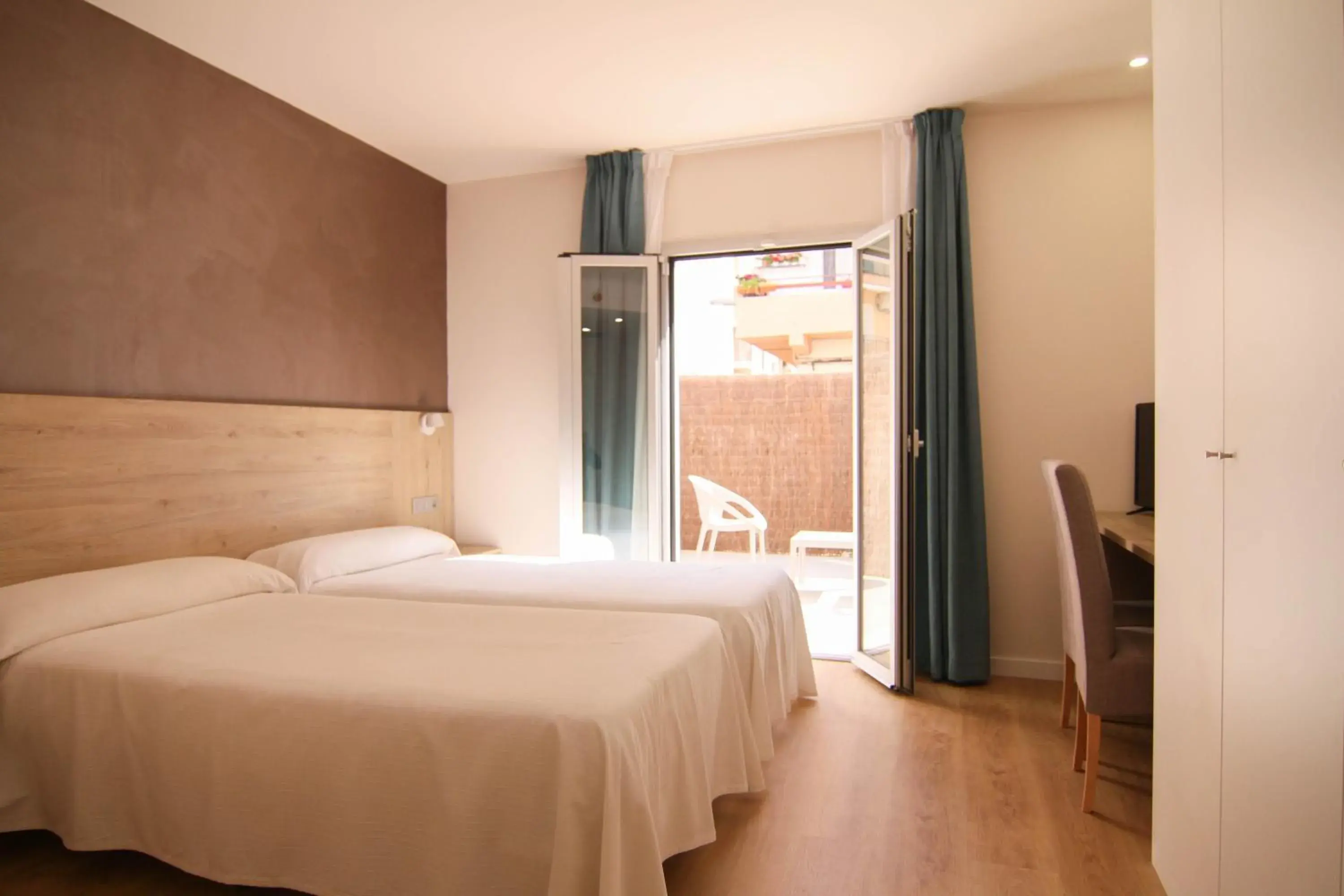 Photo of the whole room, Bed in Hotel Bulevard Photo of the whole room, Bed in Hotel Bulevard