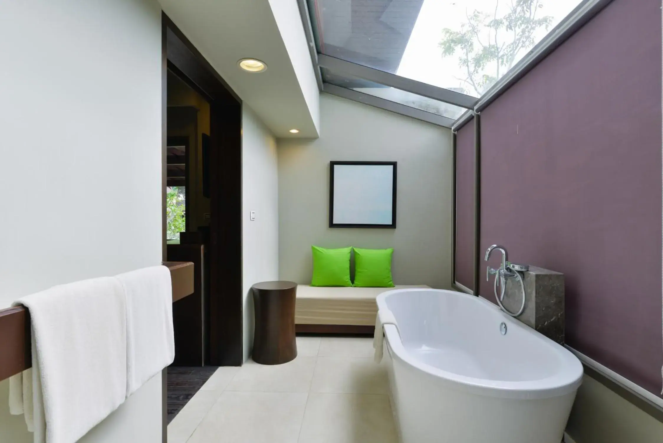 Bath, Bathroom in Twin Lotus Resort and Spa - SHA Plus - Adult Only Hotel