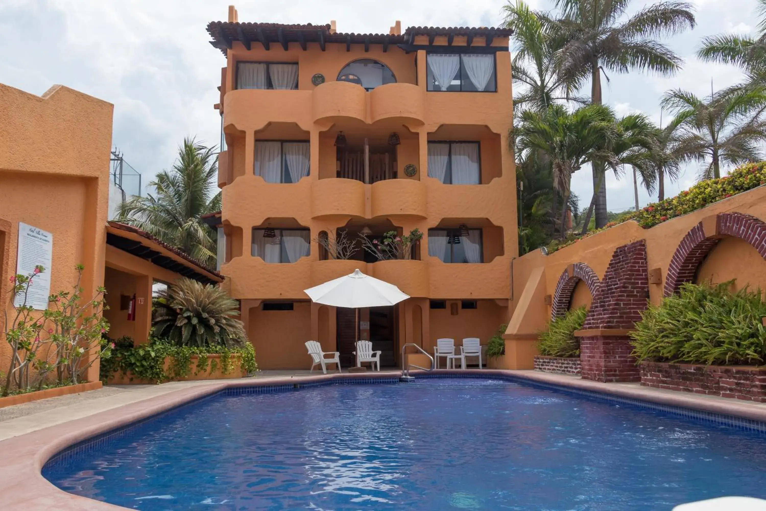 Pool view in Villas Miramar