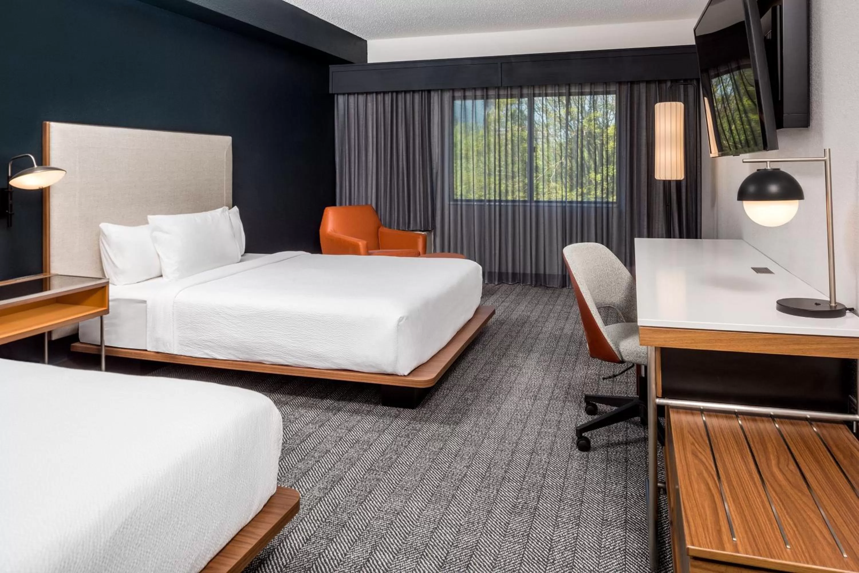 Photo of the whole room, Bed in Courtyard by Marriott Charlotte Ballantyne