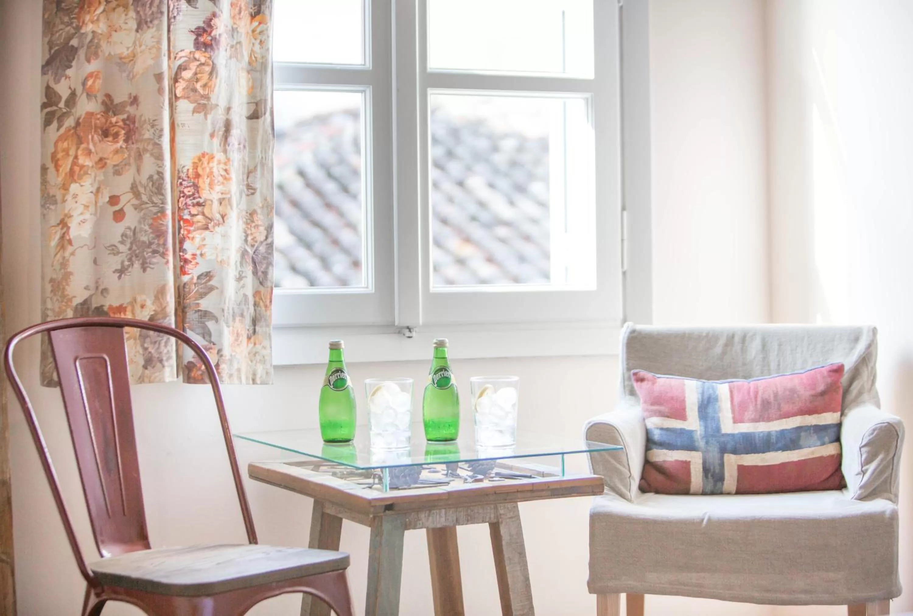 Decorative detail in Amymone and Adiandi