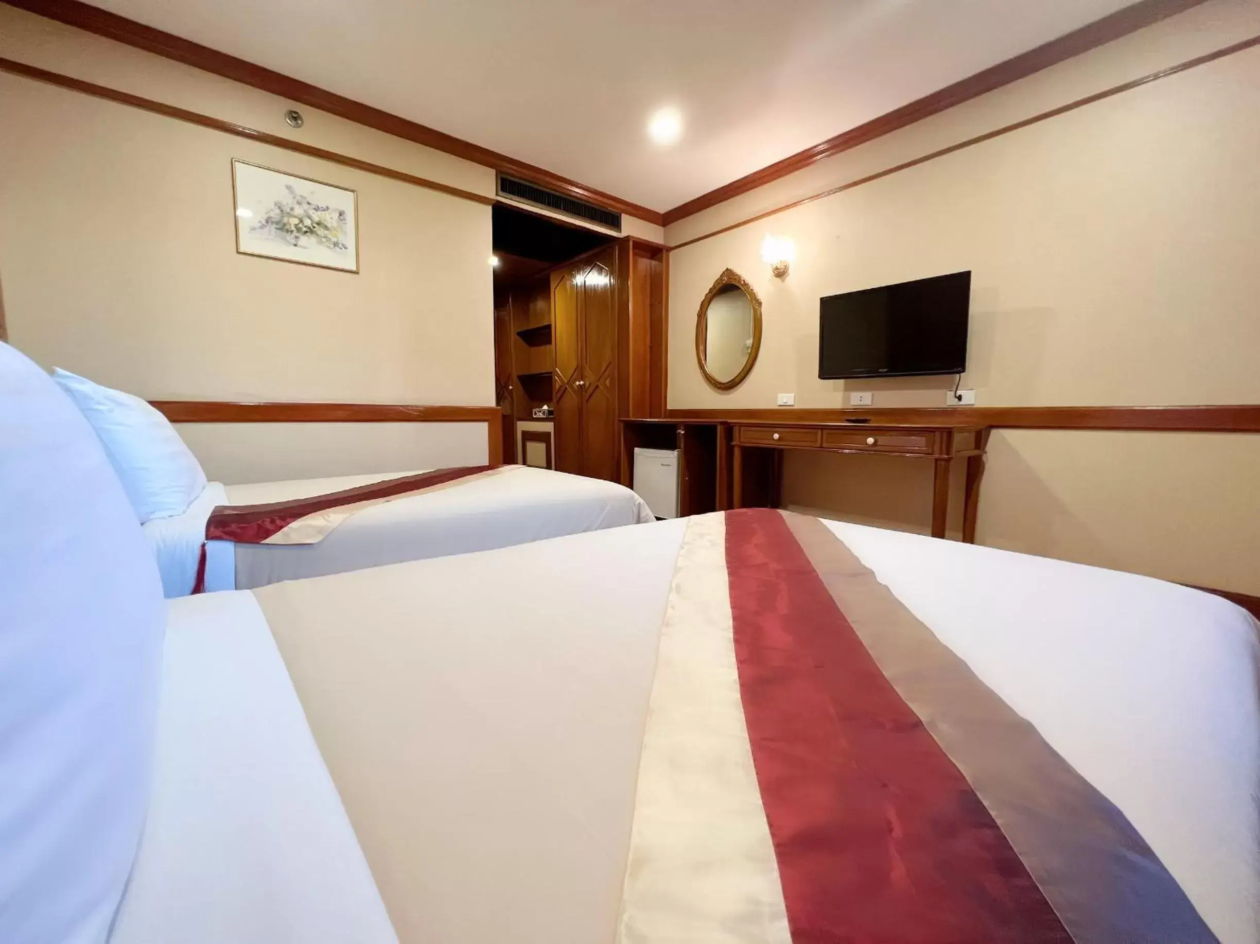 Bedroom, Bed in The Promenade Hotel - SHA Plus
