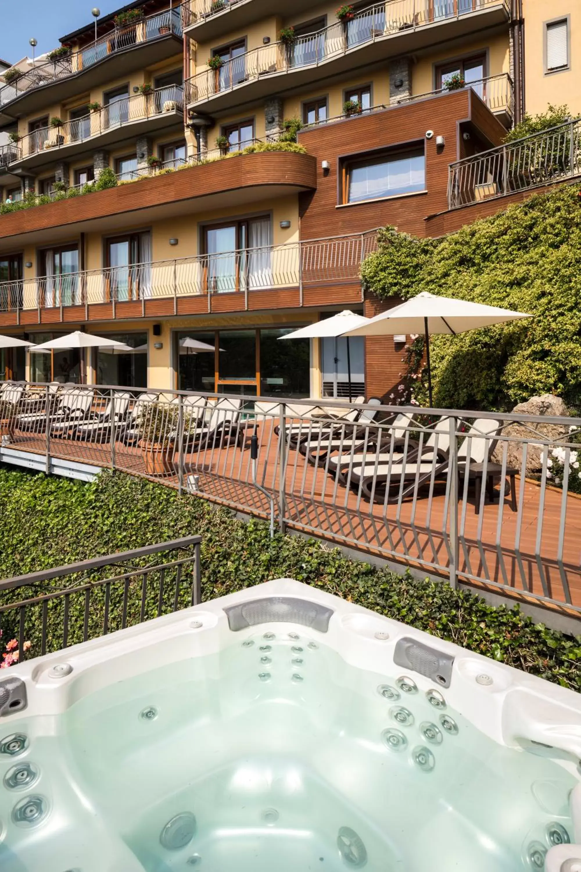 Open Air Bath in Hotel Resort & Spa Miramonti