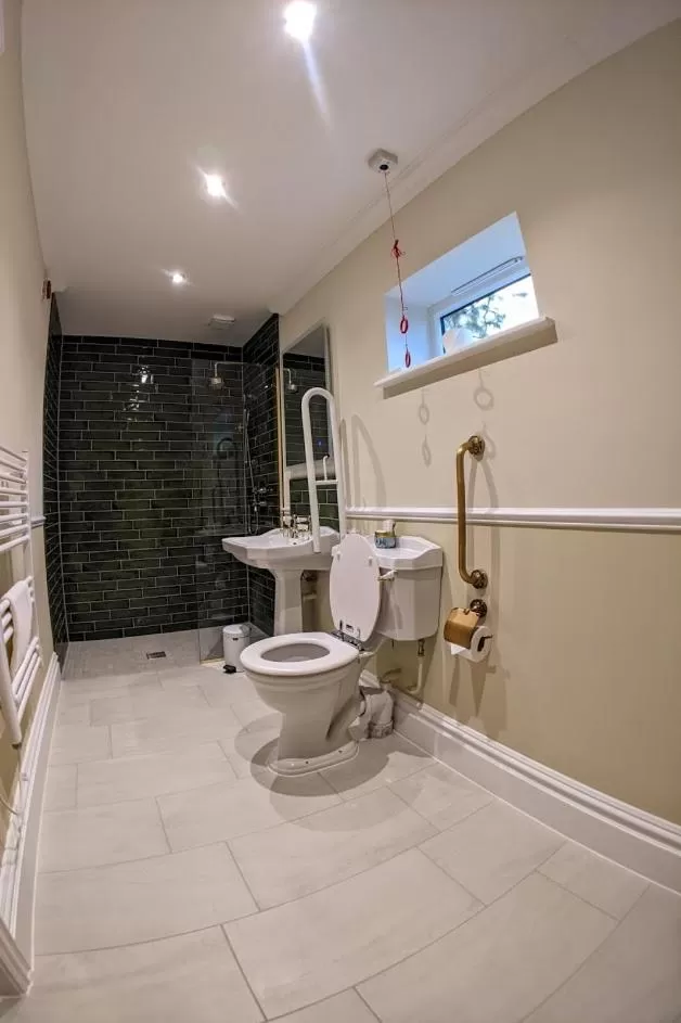 Bathroom in Railway Hotel