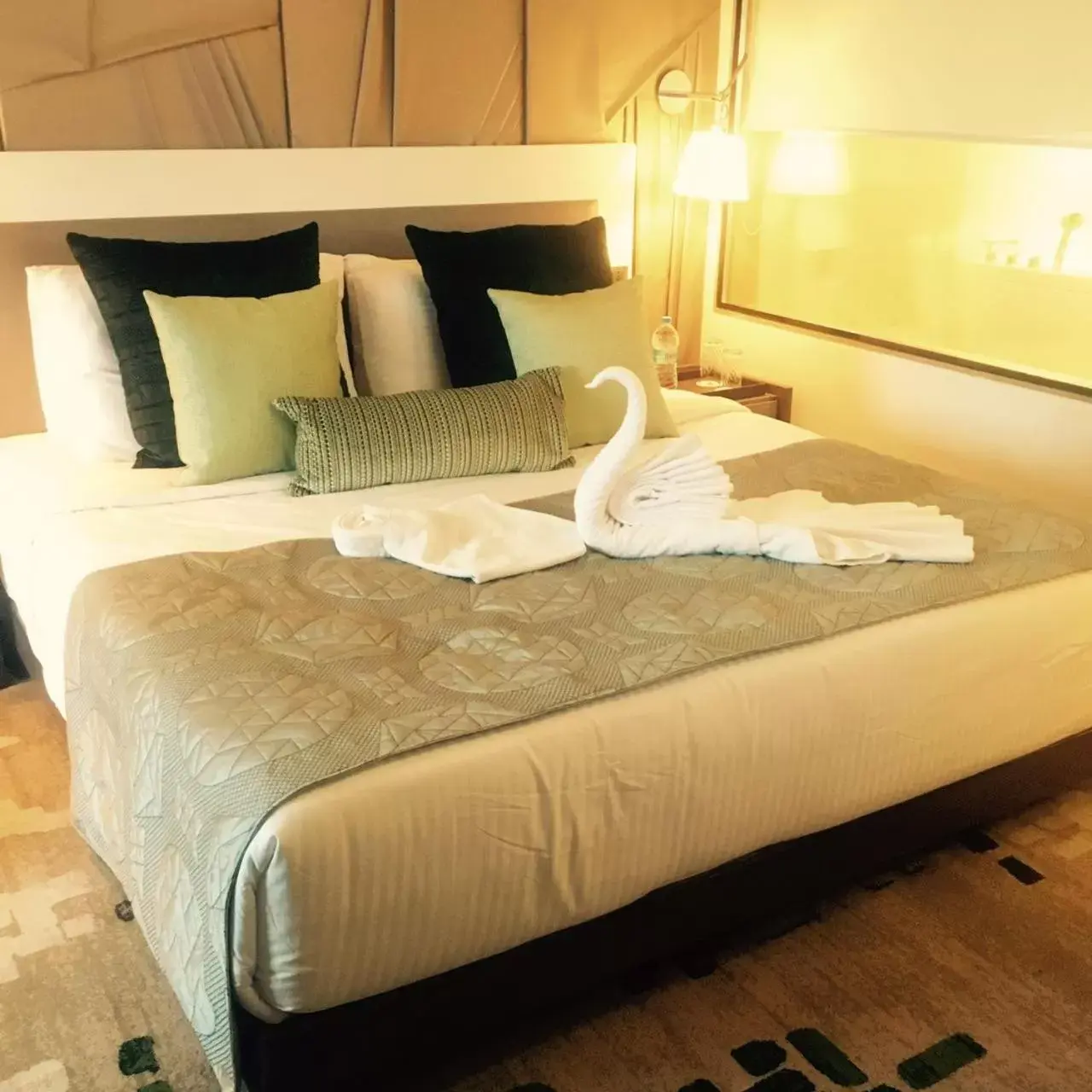 Photo of the whole room, Bed in Sayaji Indore Photo of the whole room, Bed in Sayaji Indore