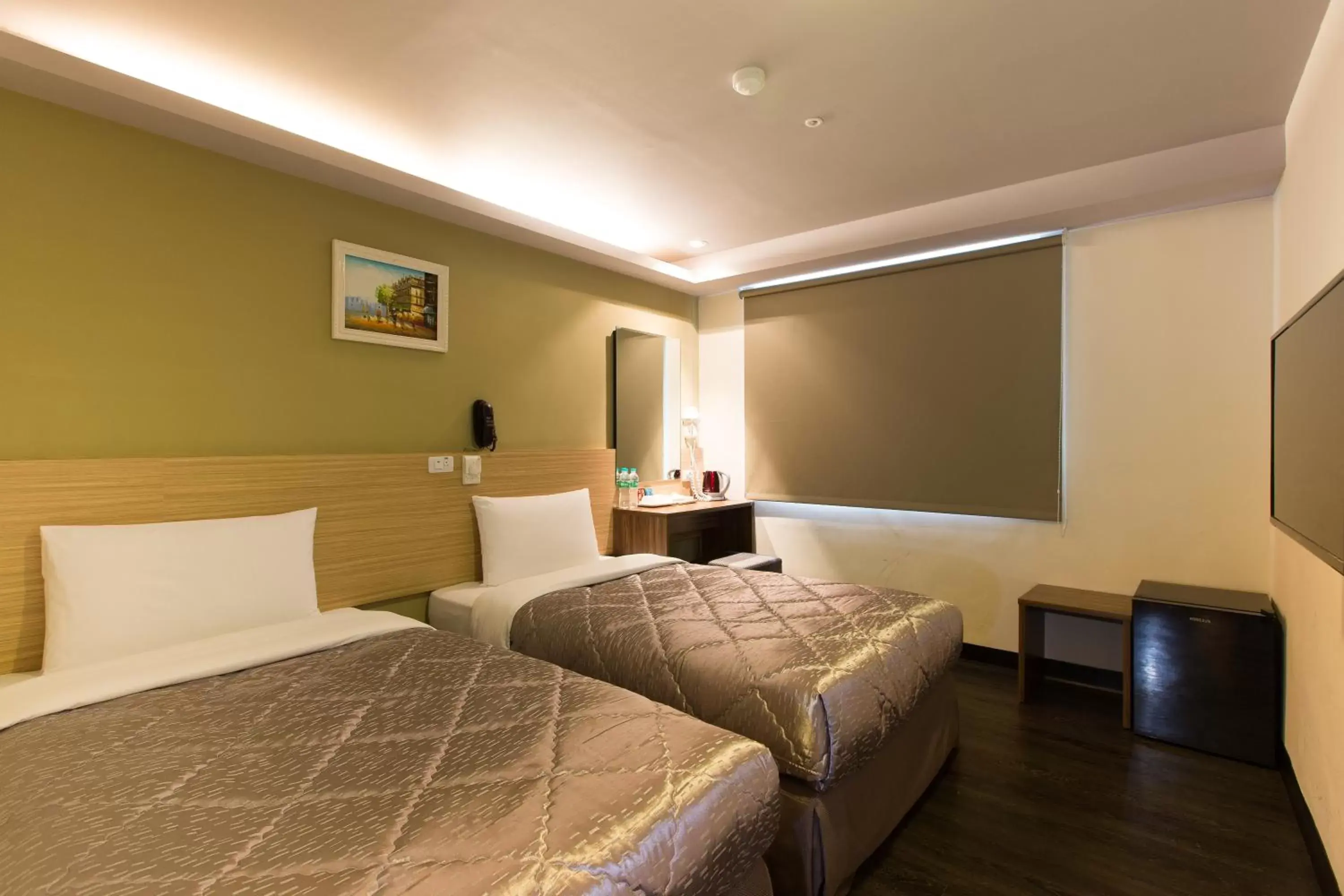 Standard Twin Room in Chance Hotel Standard Twin Room in Chance Hotel