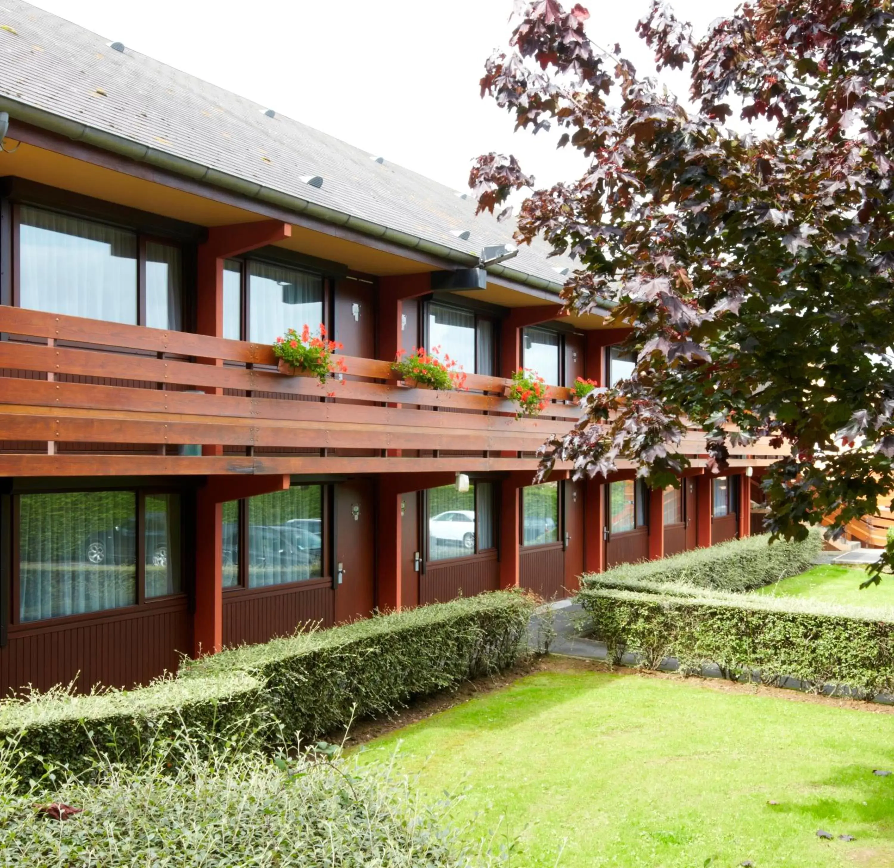 Facade/entrance, Property Building in KYRIAD HONFLEUR - La Riviere Saint Sauveur