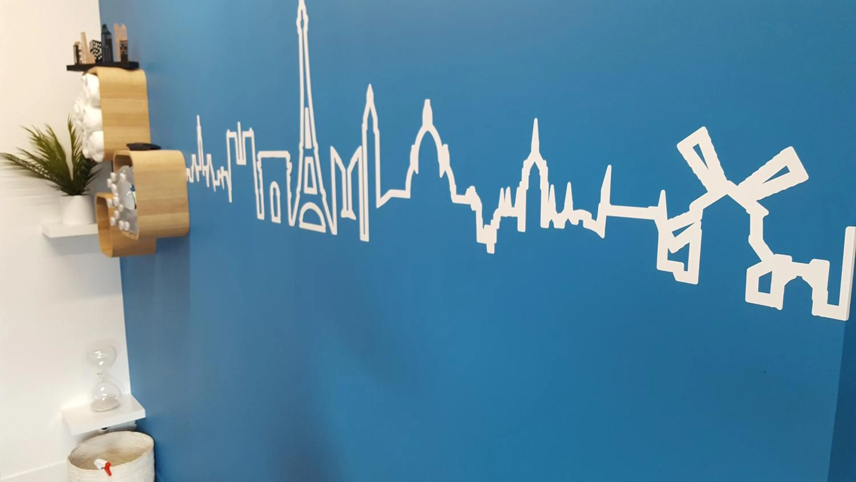 Spa and wellness centre/facilities in Holiday Inn Express Paris - Velizy by IHG