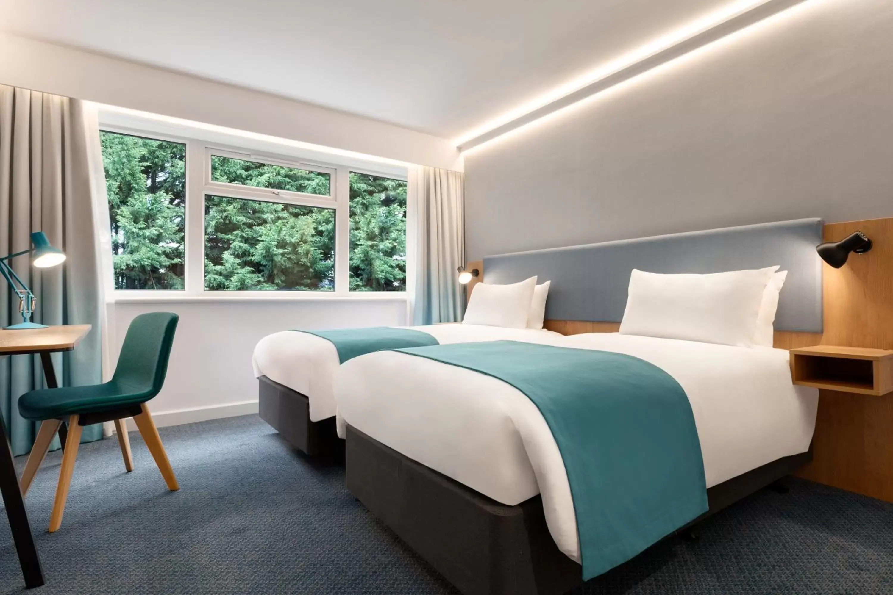 Bed in Holiday Inn Birmingham Airport - NEC, an IHG Hotel