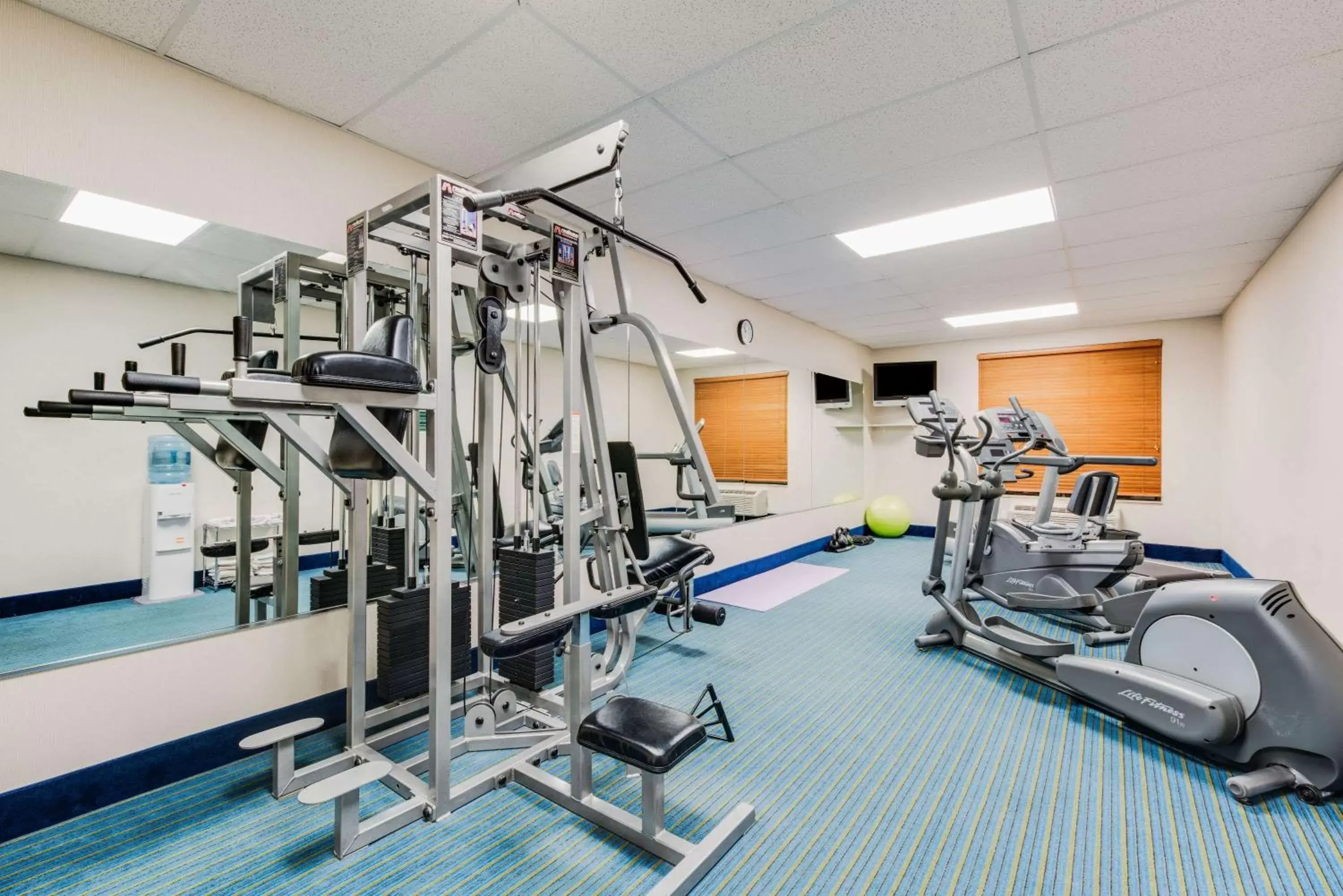 Fitness centre/facilities, Fitness Center/Facilities in Wingate by Wyndham - York