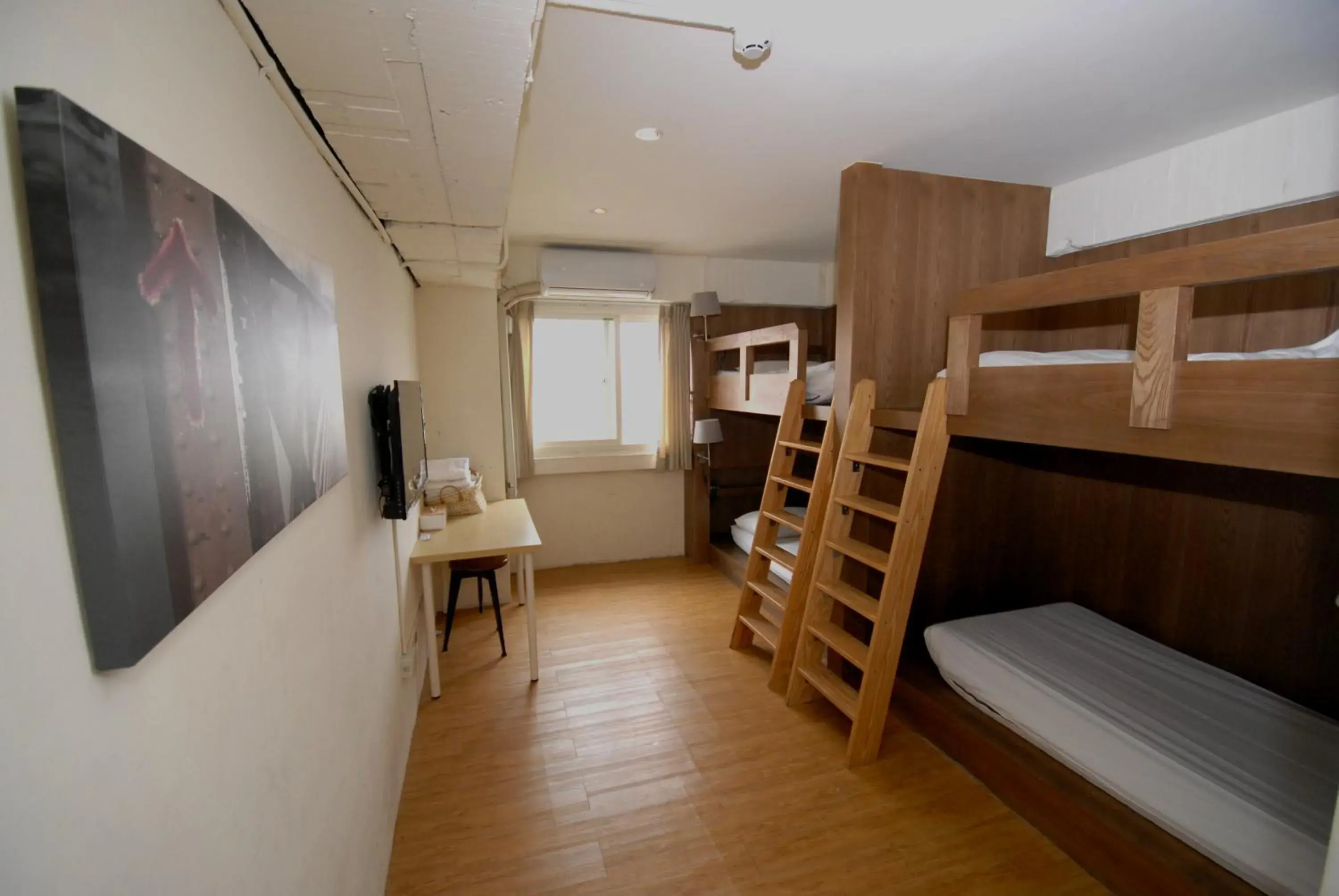 Bunk Bed in Mr Lobster's Secret Den Design Hostel